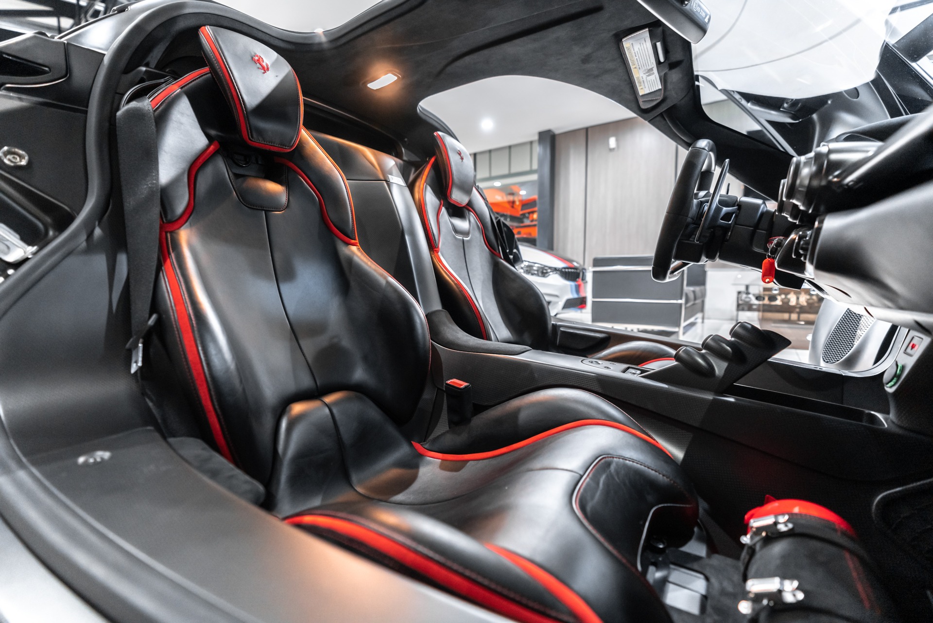 2015 FERRARI LAFERRARI, 15/16