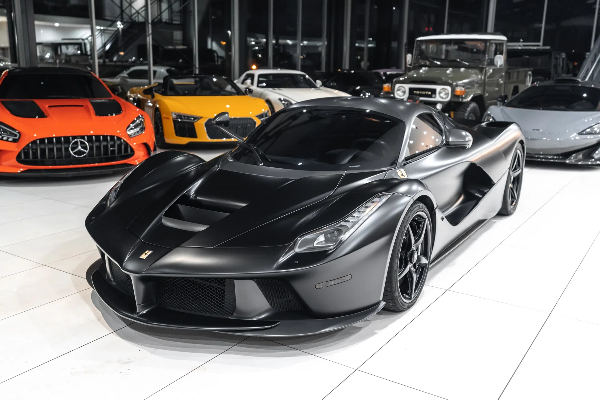 2015 Ferrari LaFerrari for sale, exterior, Nero over Nero