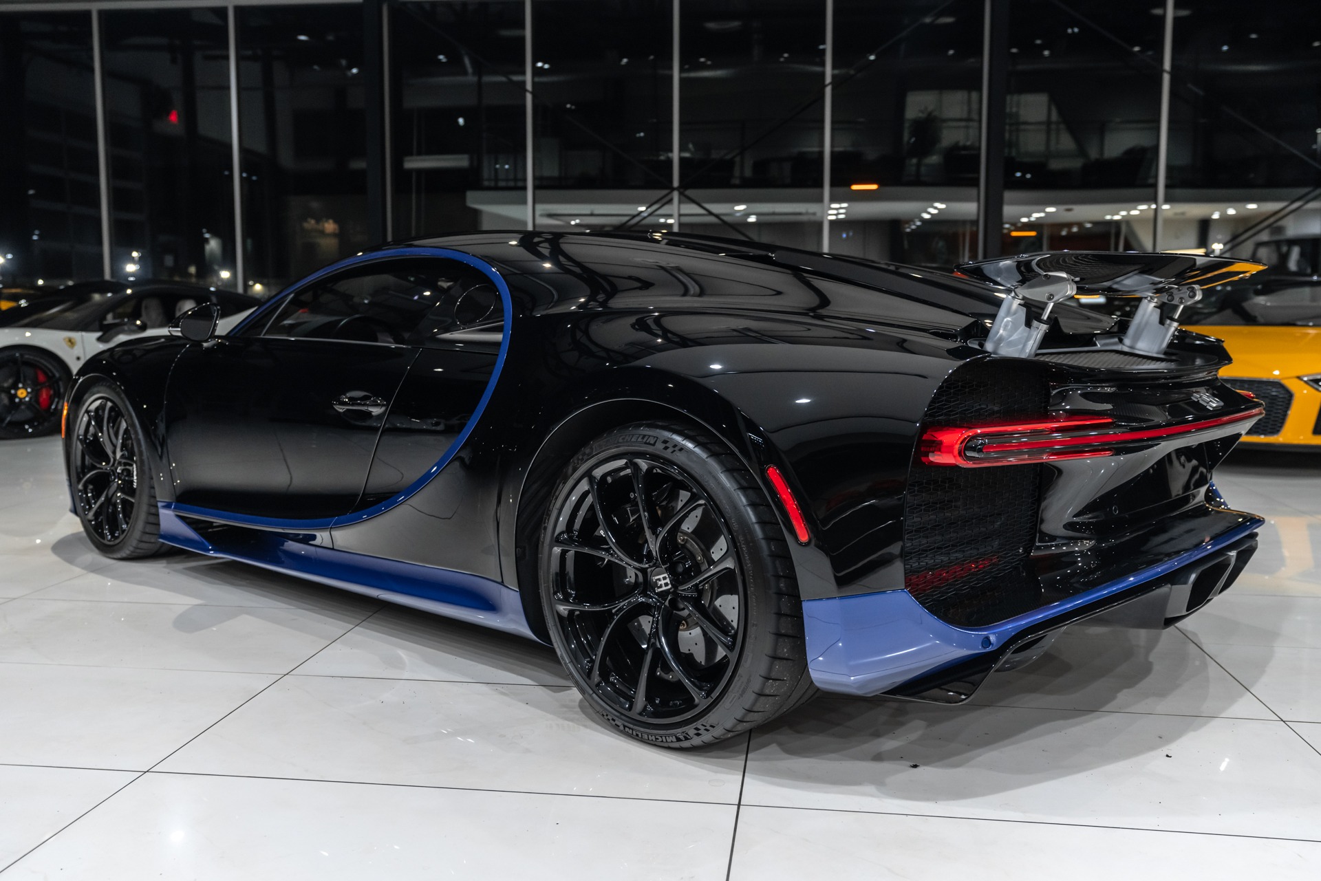 2019 BUGATTI CHIRON, 17/18