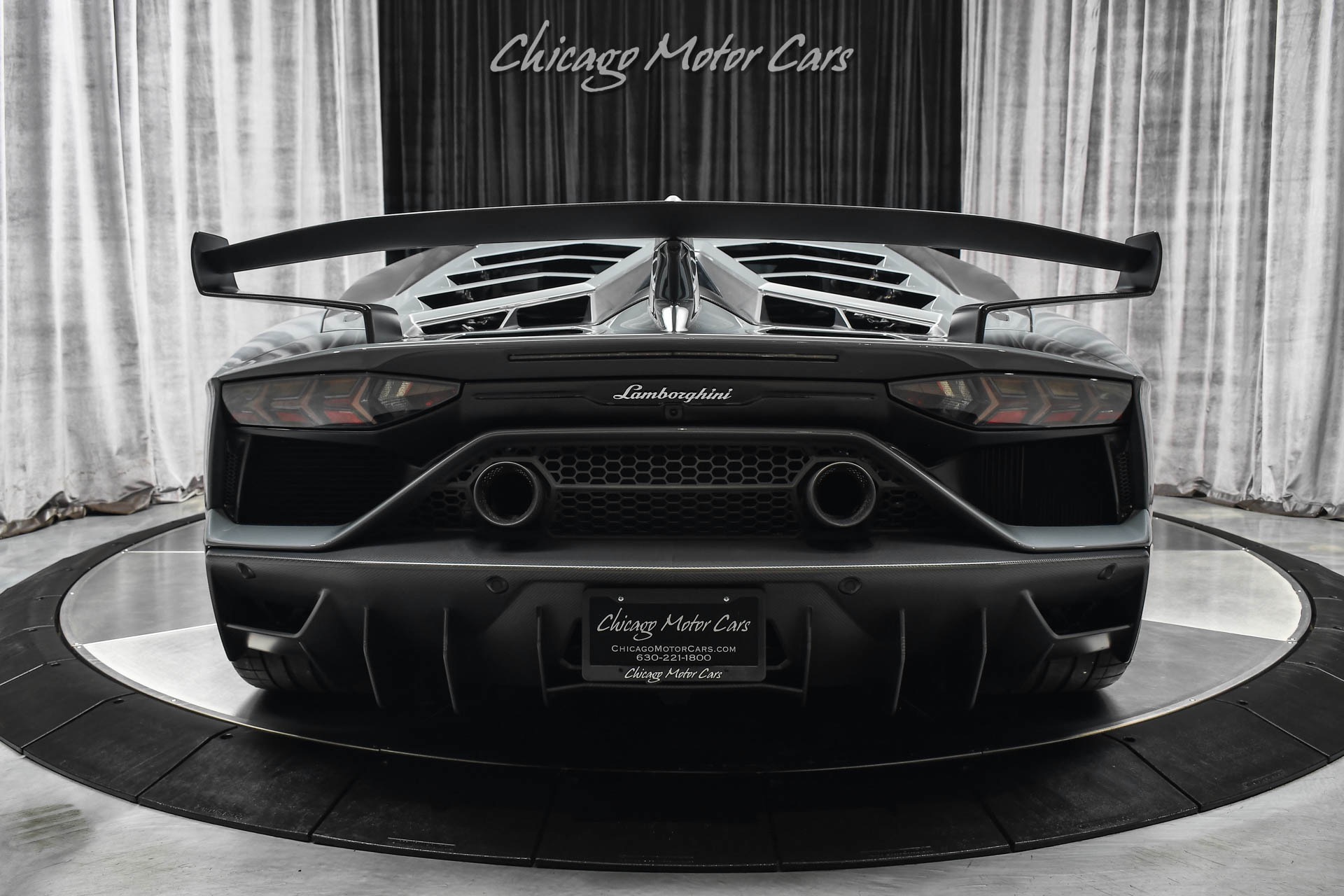 2019 Lamborghini Aventador SVJ Coupe, 17/20