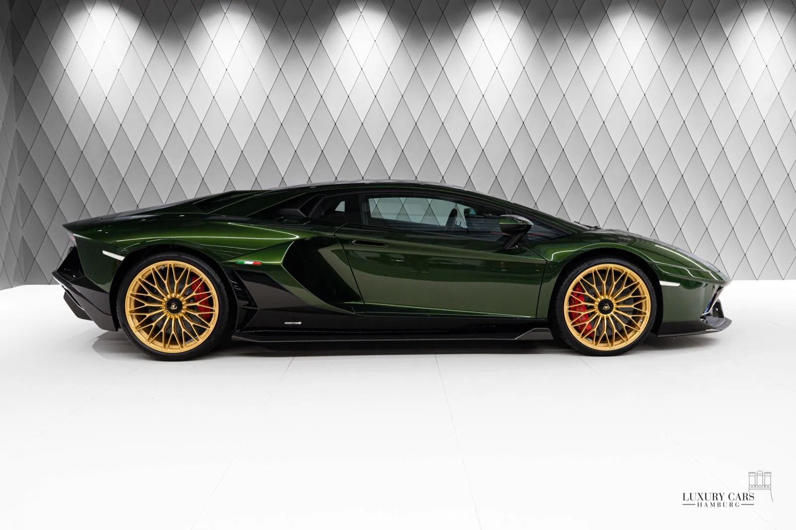 2022 Lamborghini Aventador Ultimae for sale, exterior, Green