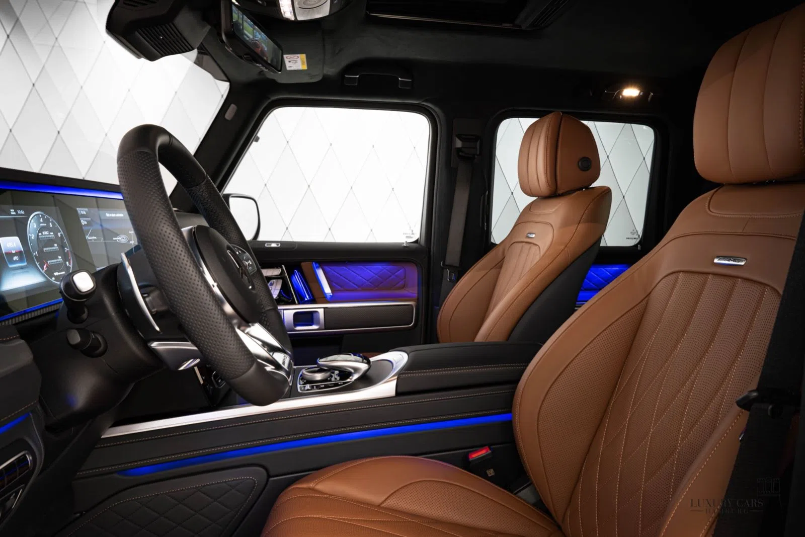 2022 Mercedes-Benz G 63 AMG 4x4² interior, seats