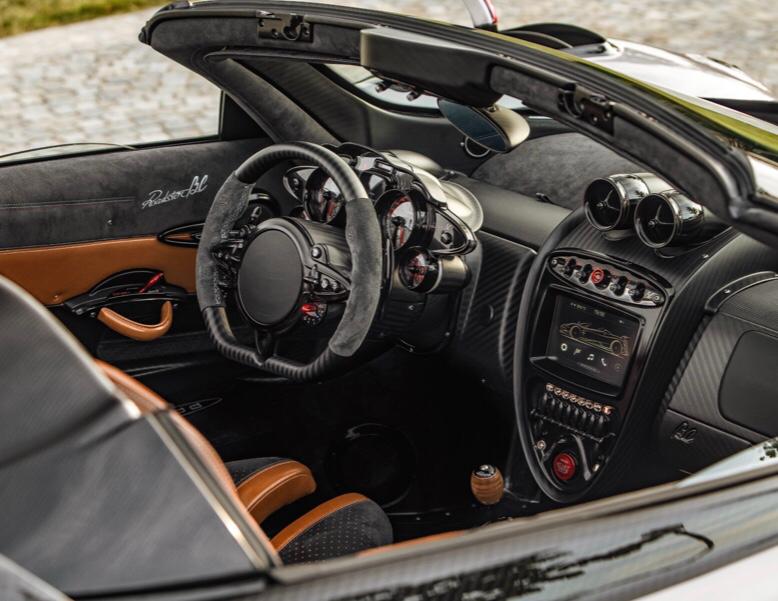 2020 Pagani Huayra BC Roadster, 2/3
