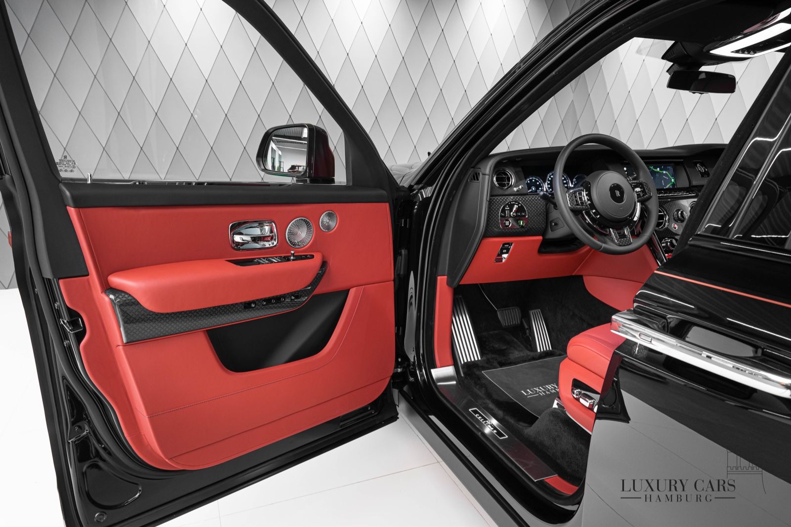2022 Rolls-Royce Cullinan BLACK BADGE, 14/32