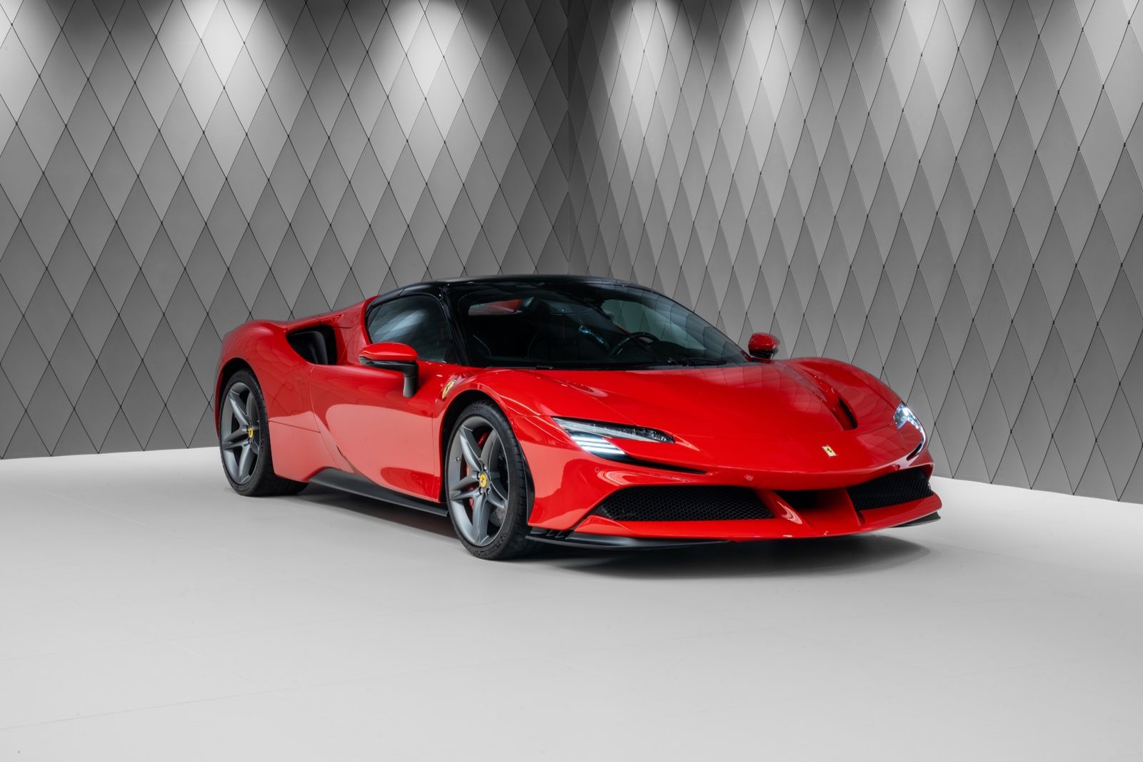 2023 Ferrari SF 90 Spider, 13/13