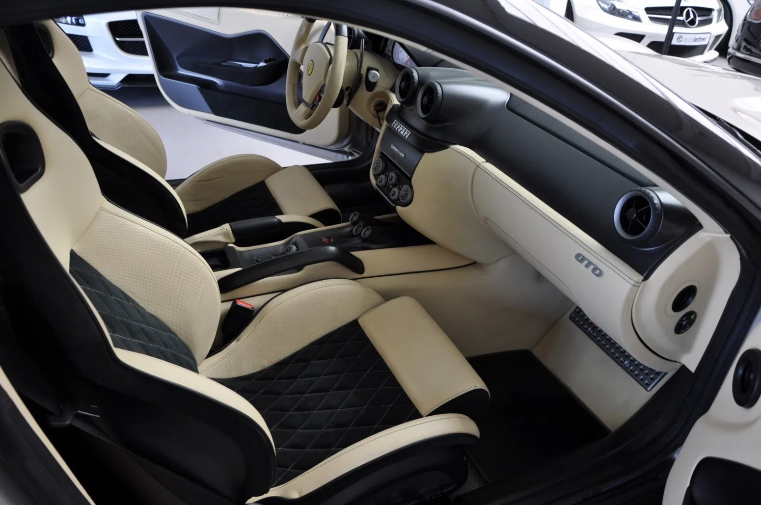 2010 Ferrari 599 GTO interior, seats