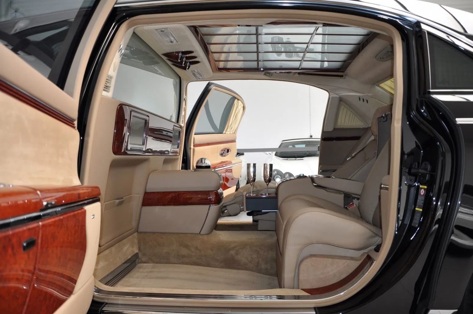 2011 Maybach 62S for sale, exterior