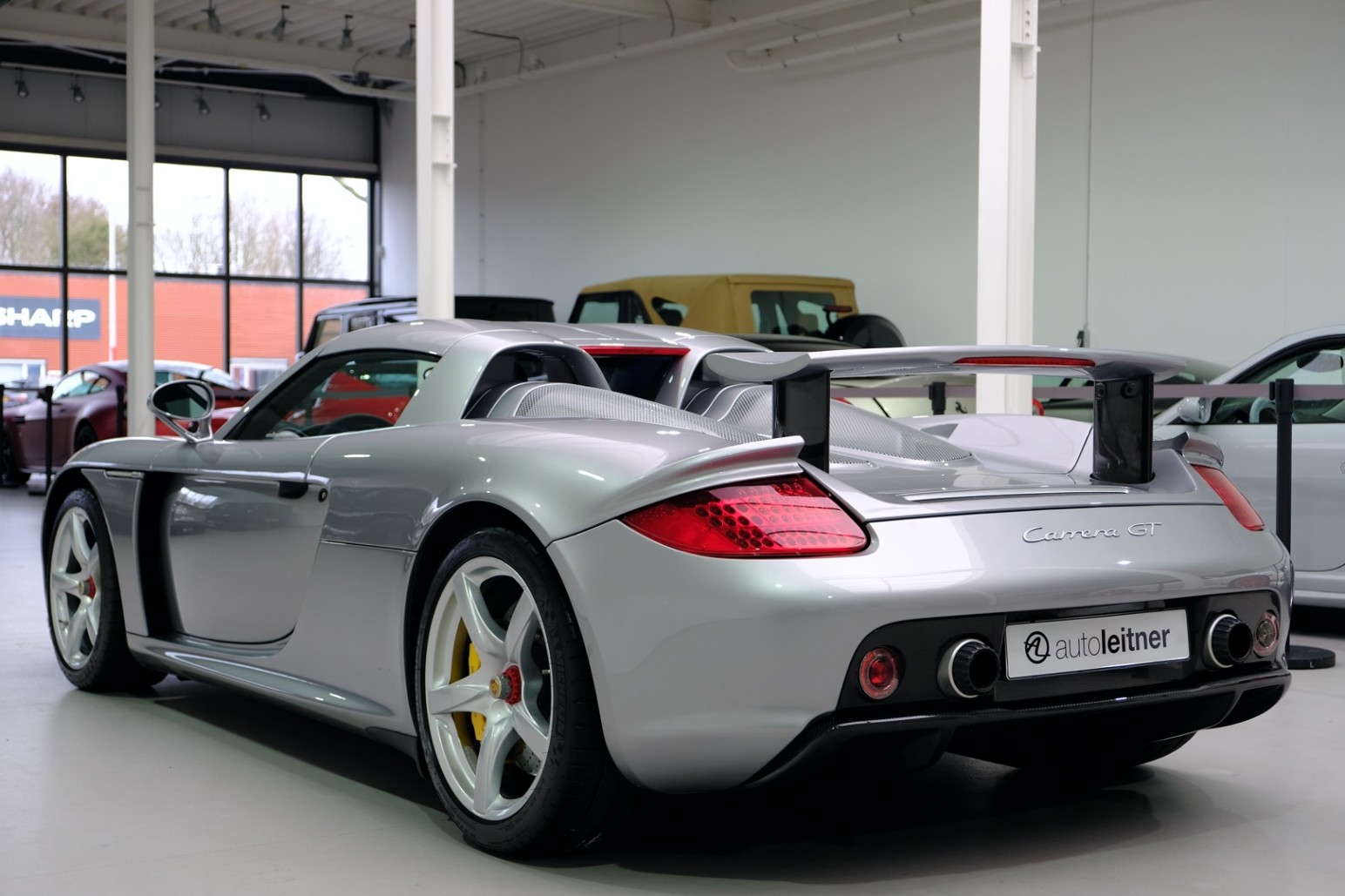 2004 Porsche Carrera GT, 8/20