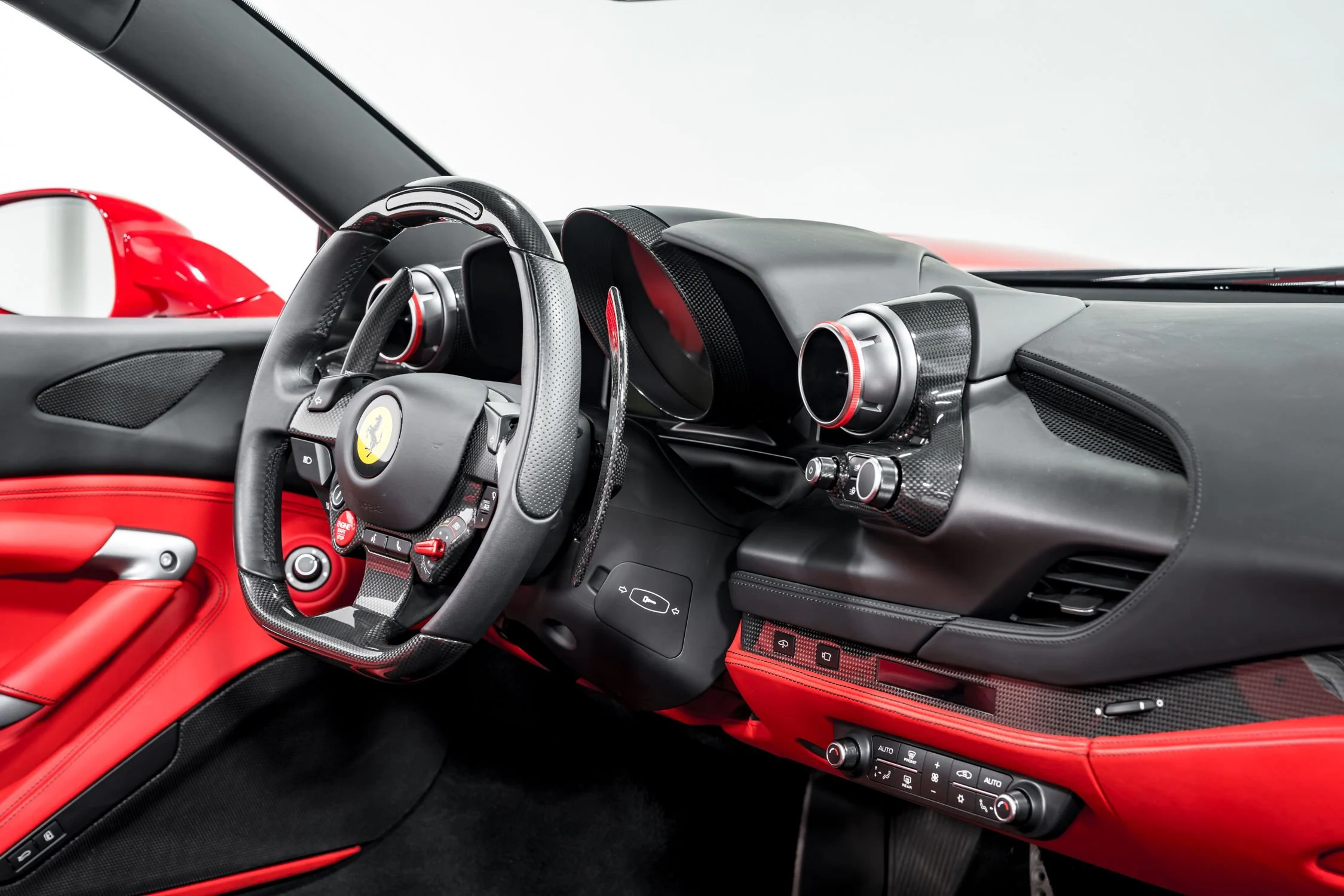 2021 Ferrari F8 Spider, 5/19
