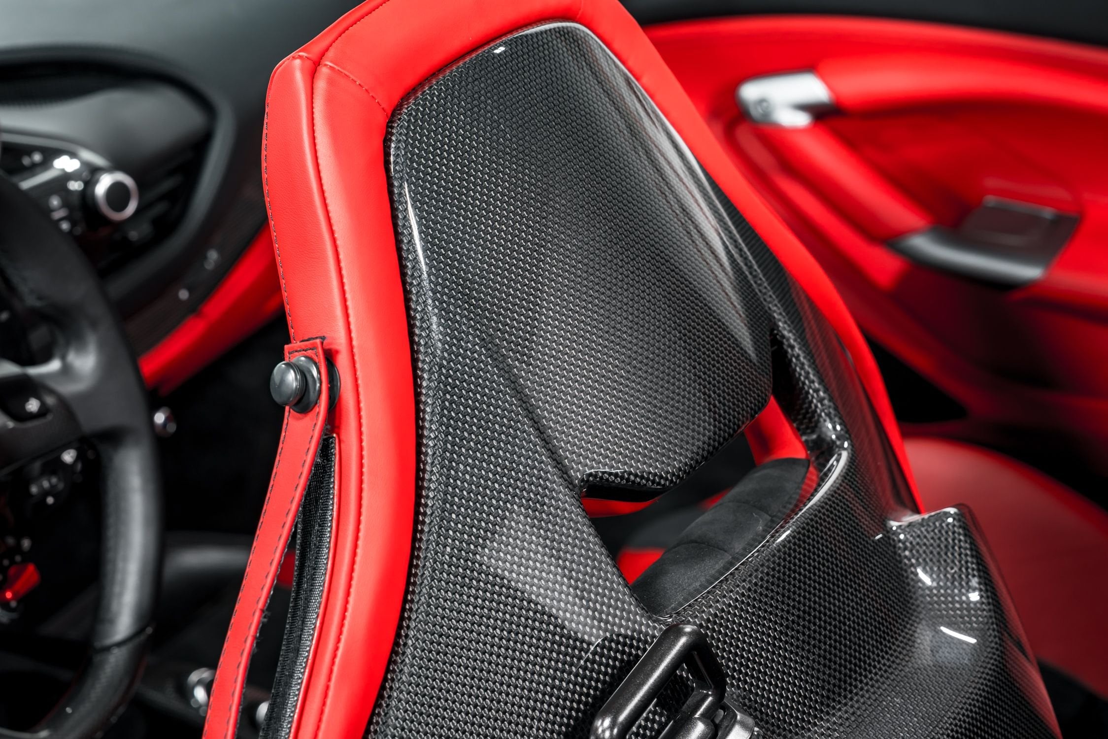 2021 Ferrari F8 Spider, 11/19