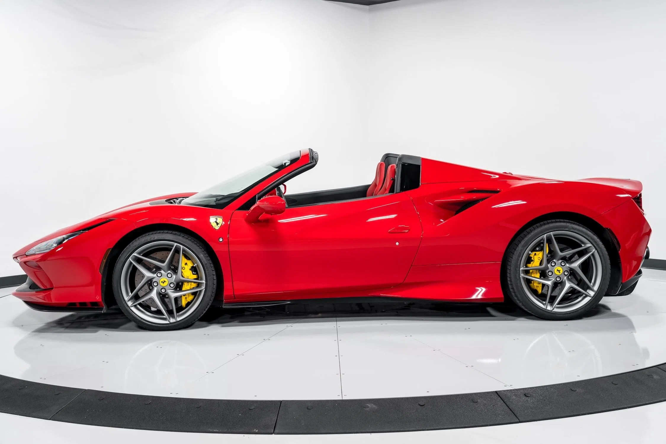 2021 Ferrari F8 Spider for sale, exterior