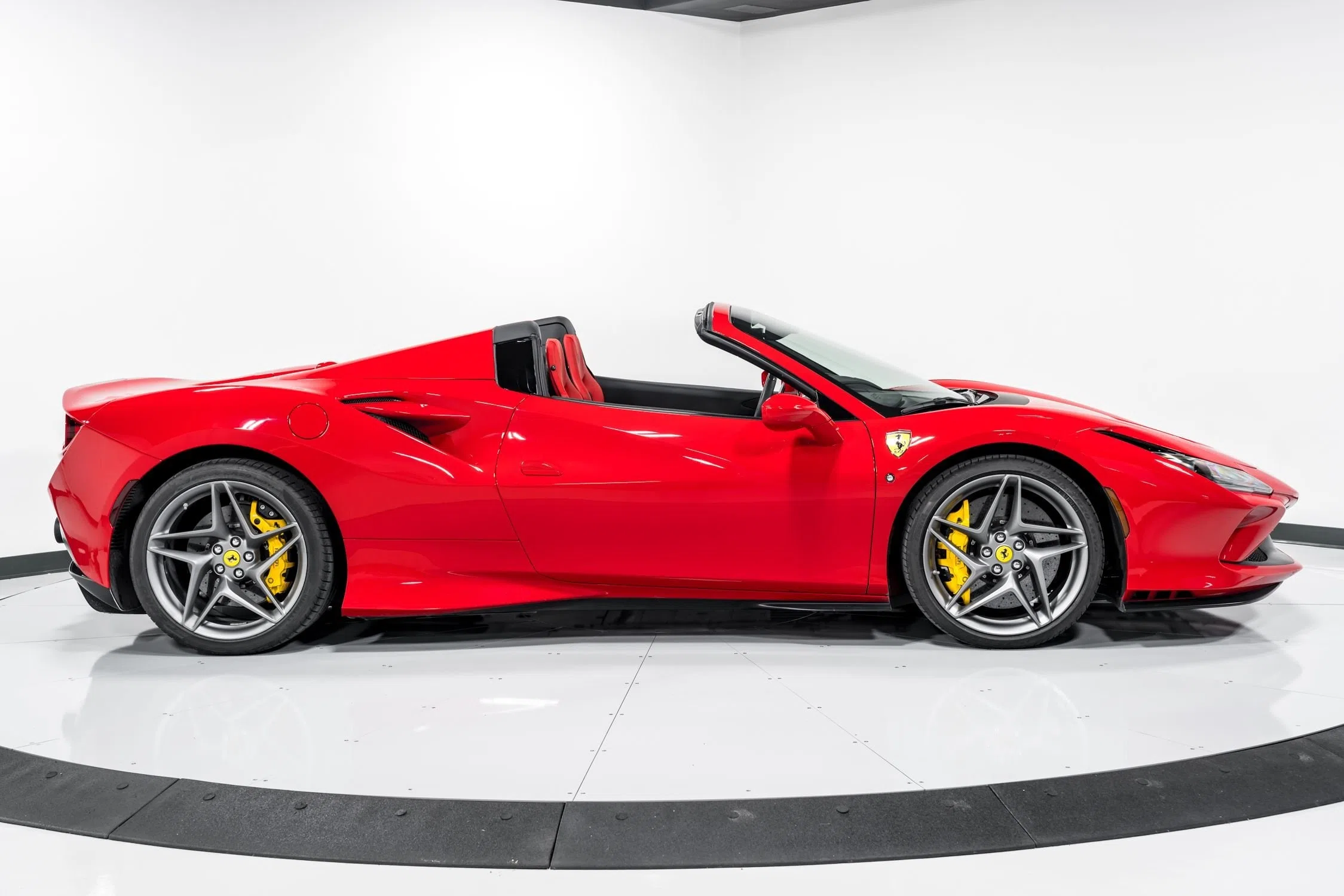 2021 Ferrari F8 Spider for sale, exterior