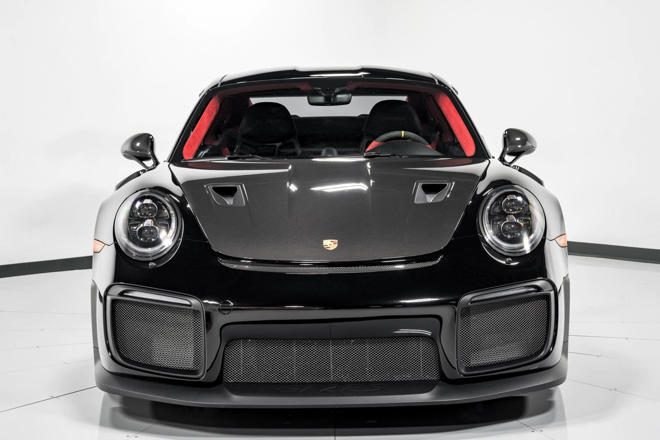 2018 Porsche 911 GT2 RS, 2/21