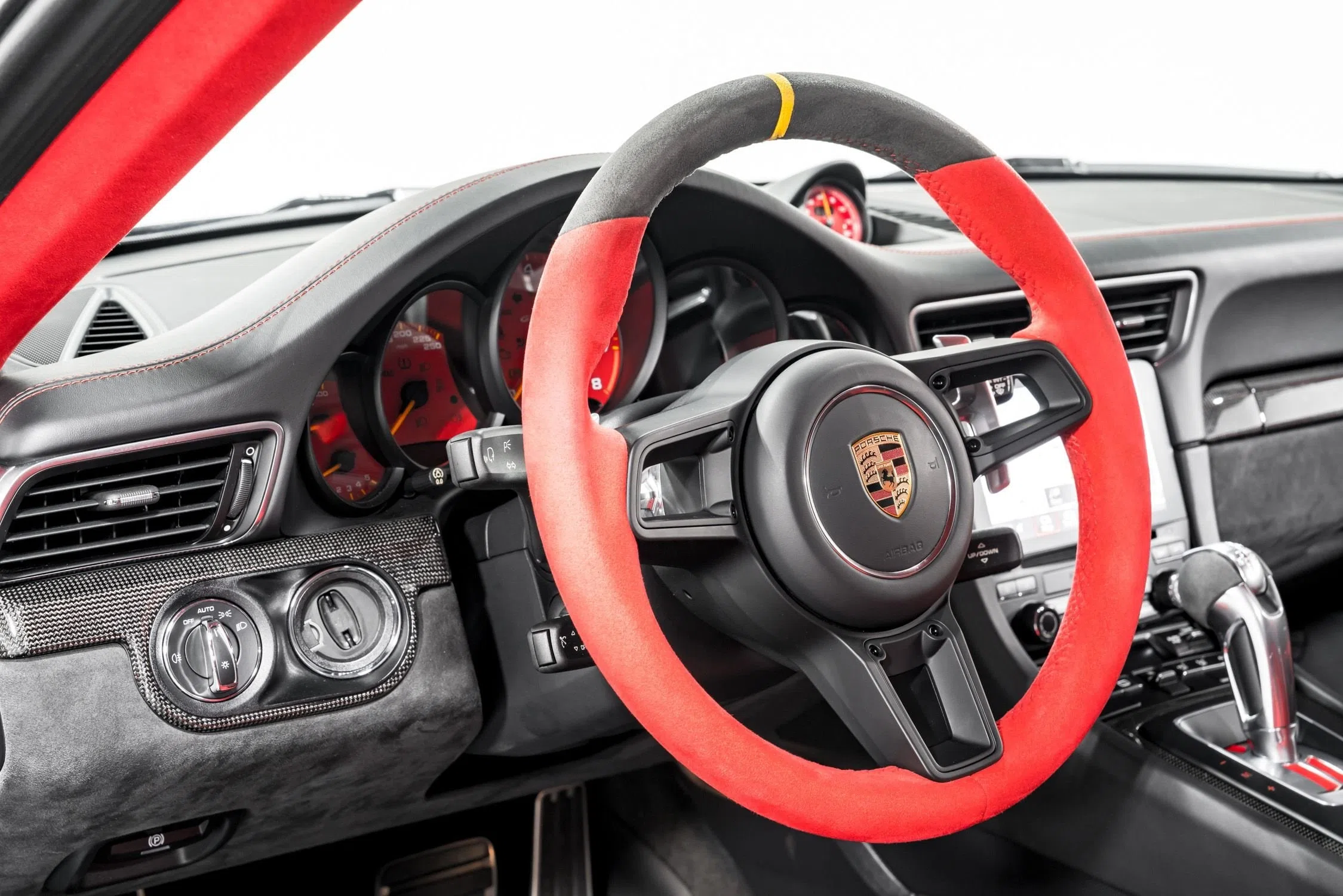 2018 Porsche 911 GT2 RS interior