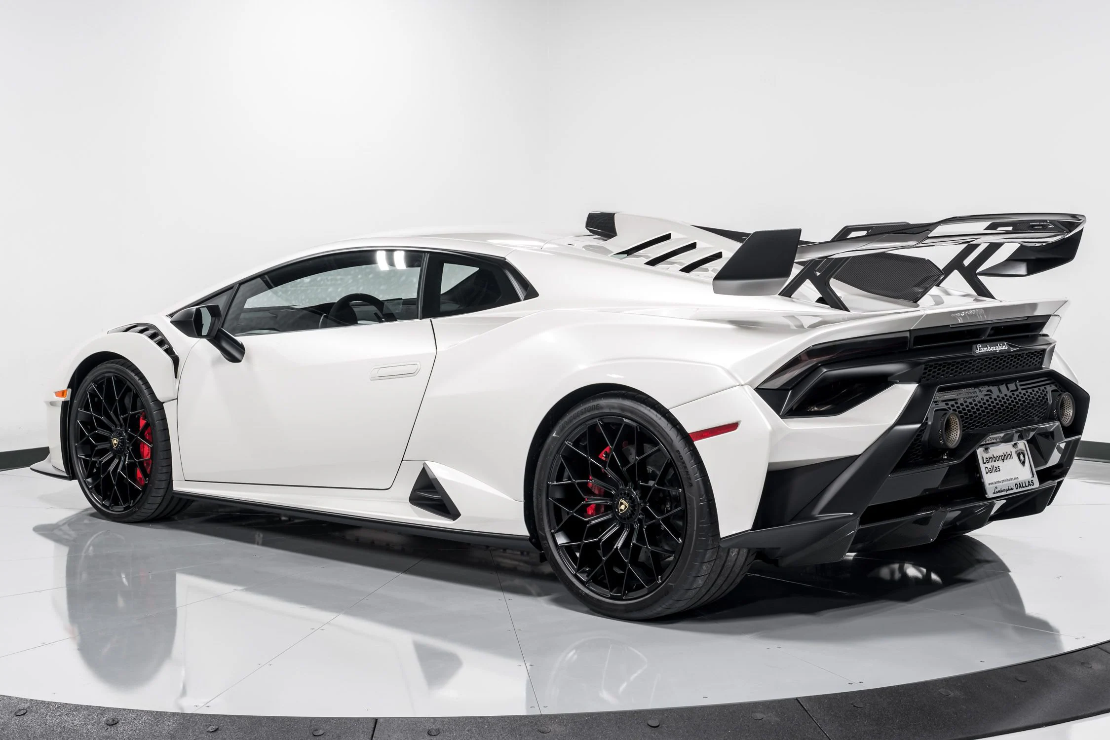 2023 Lamborghini Huracan STO, 10/14
