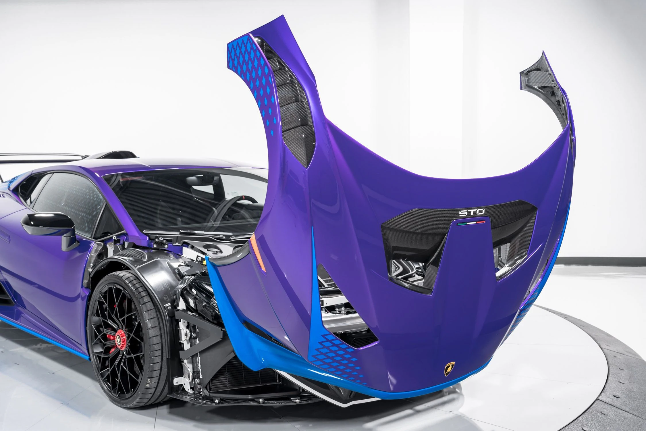 2023 Lamborghini Huracan STO, 3/18