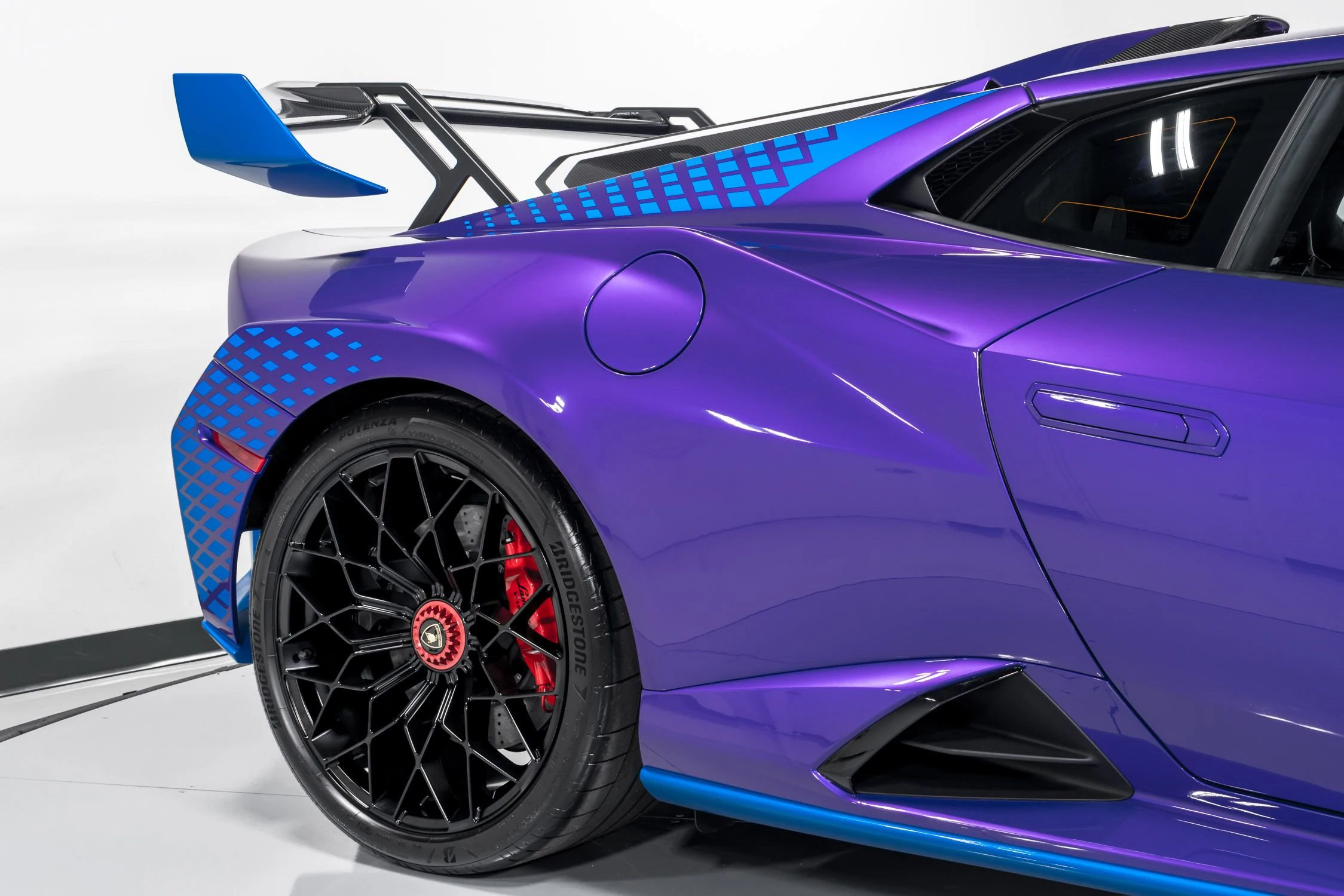 2023 Lamborghini Huracan STO, 8/18