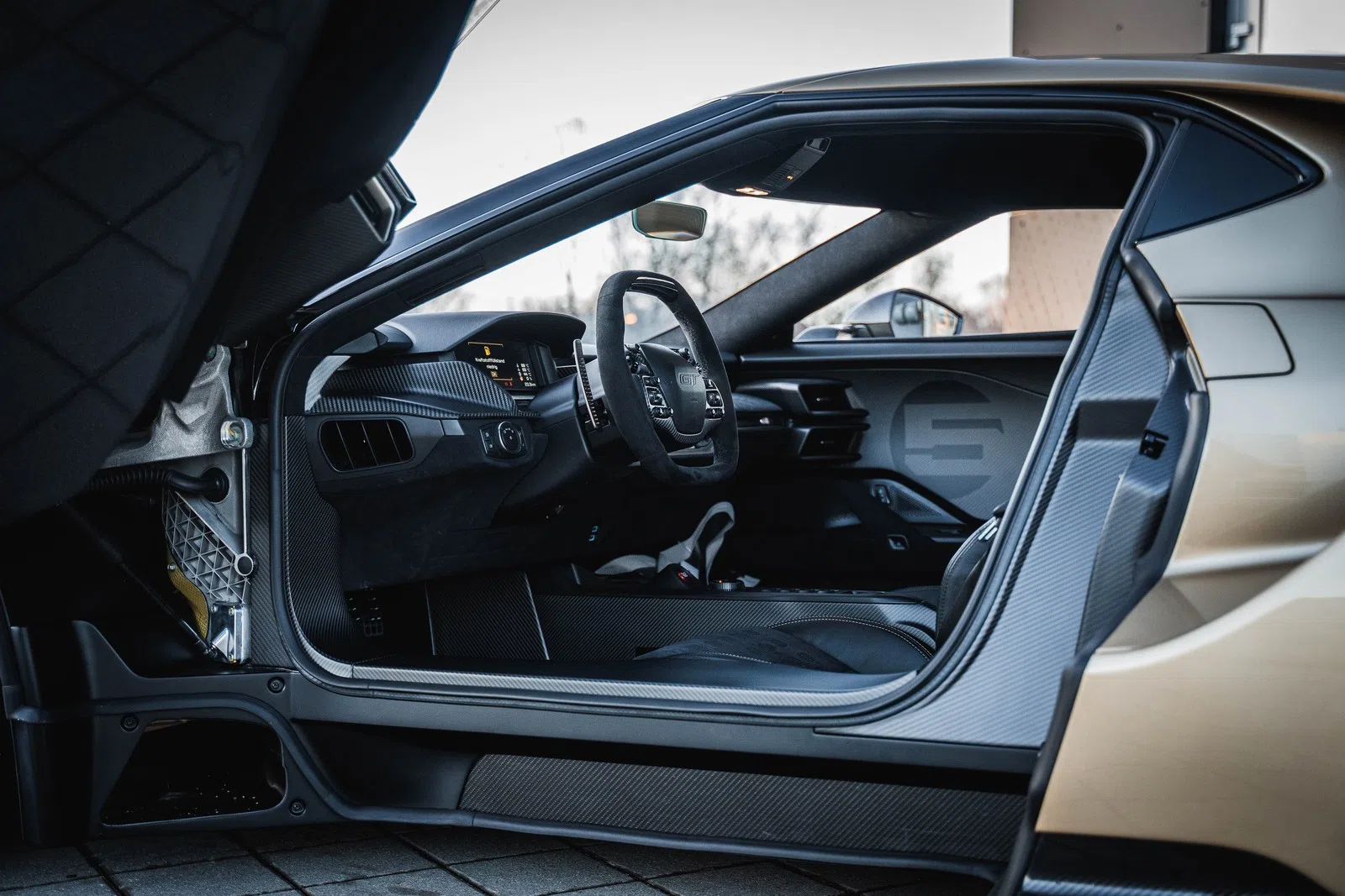 2022 Ford GT Heritage Edition Limited interior, door panel, Alcantara