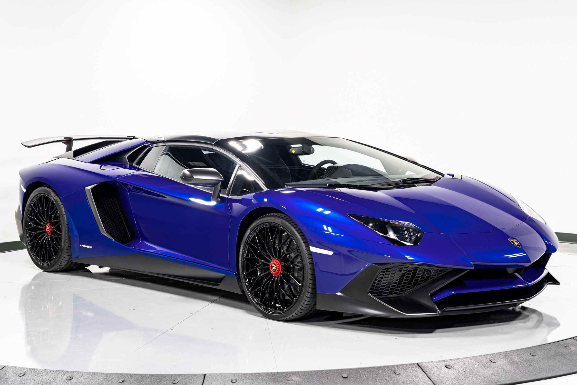 2016 Lamborghini Aventador SV Roadster, 7/24