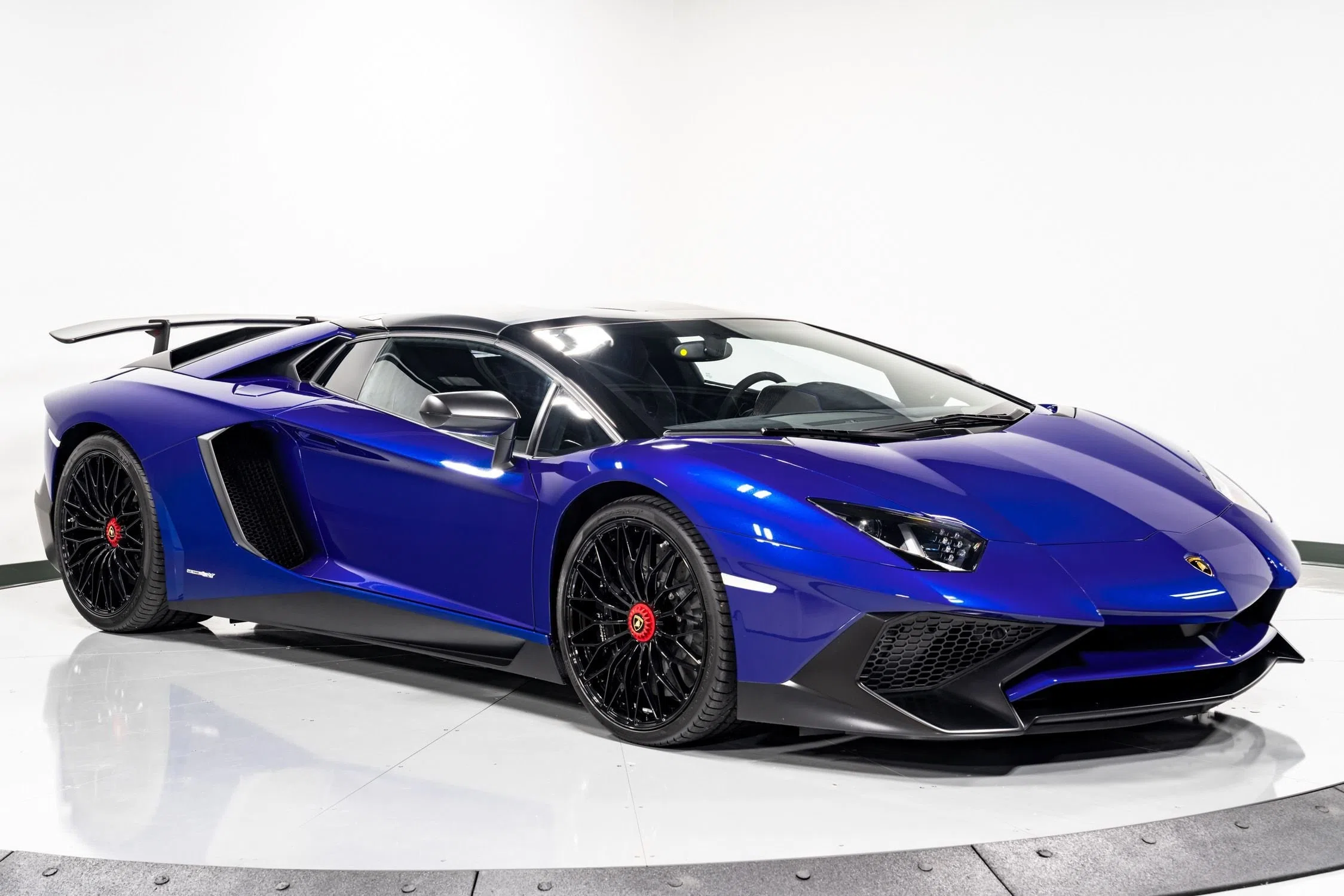 2016 Lamborghini Aventador SV Roadster for sale, exterior