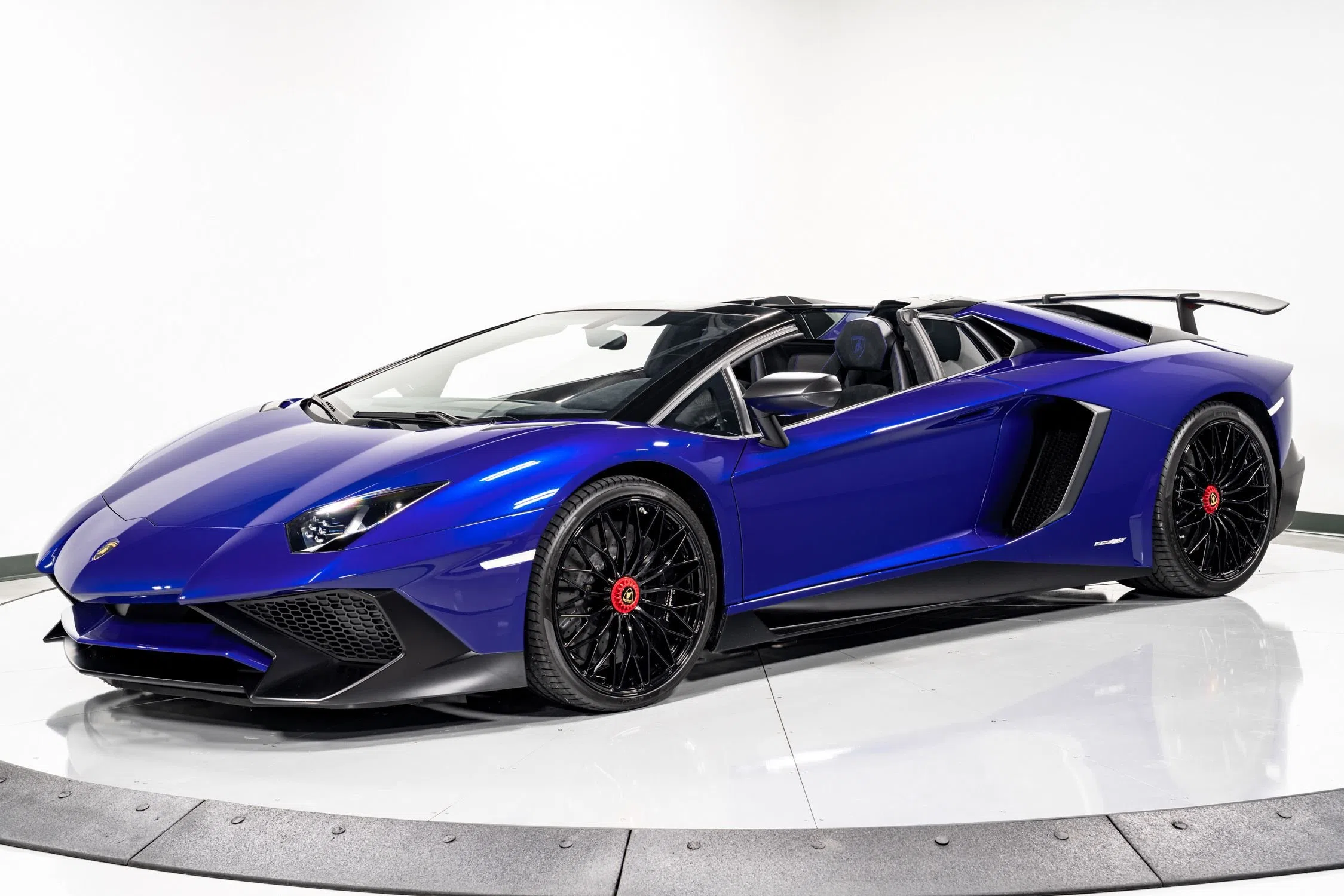 2016 Lamborghini Aventador SV Roadster for sale, exterior