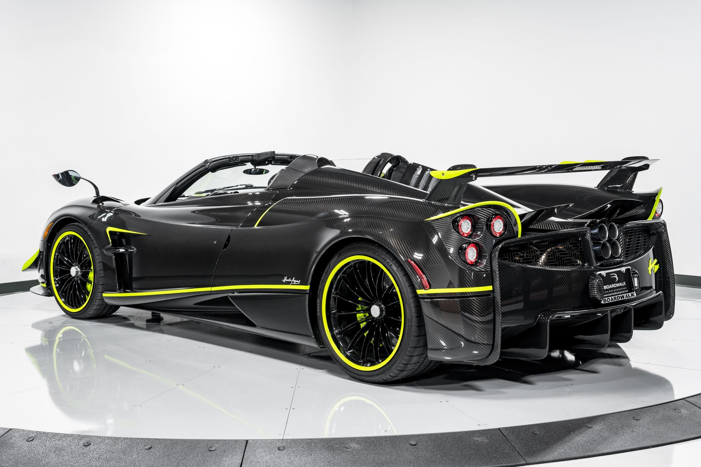 2017 Pagani Huayra Roadster, 2/26