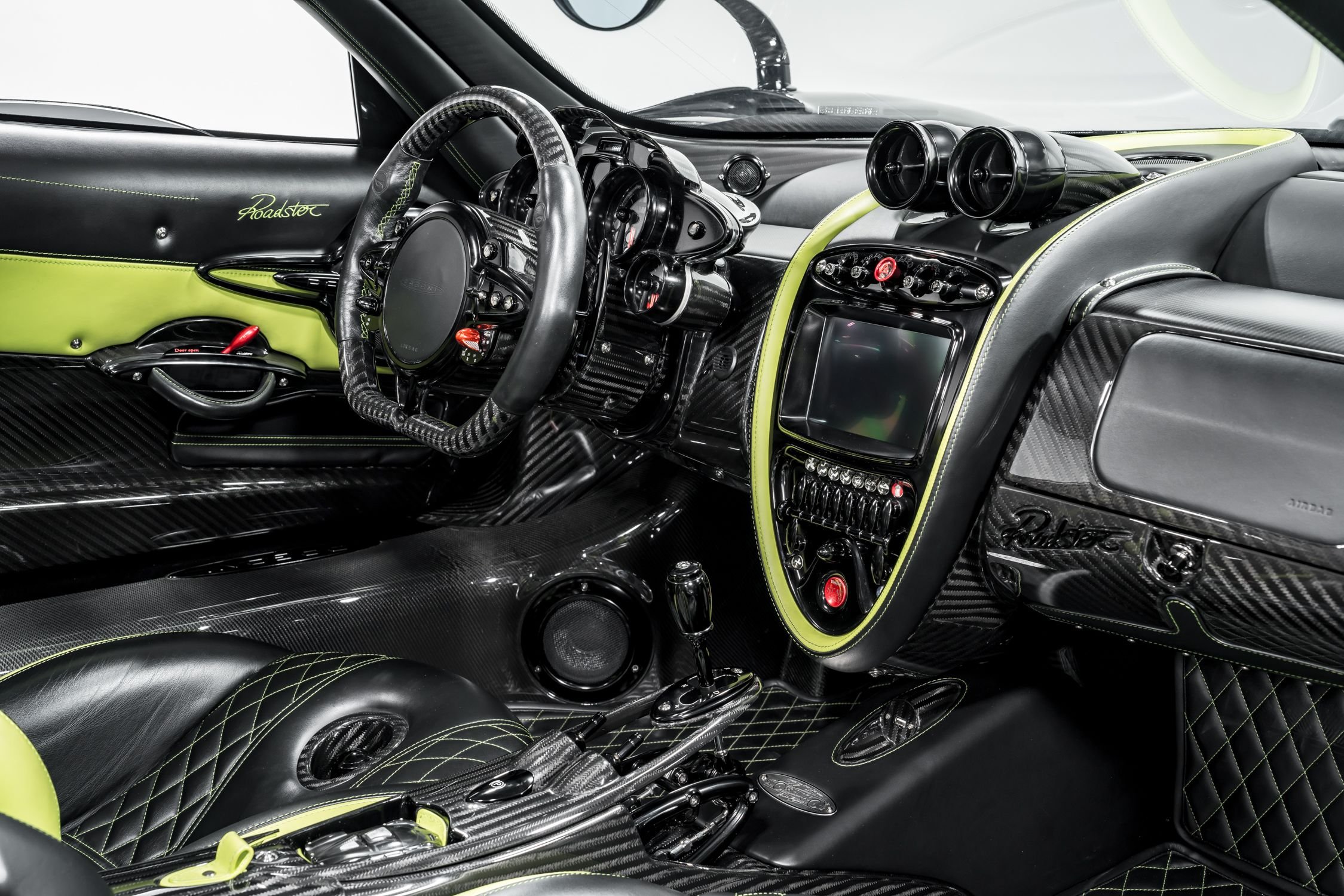 2017 Pagani Huayra Roadster, 5/26