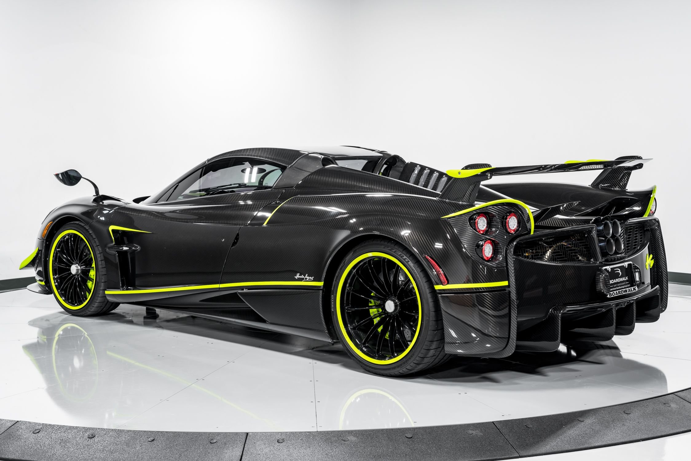 2017 Pagani Huayra Roadster, 9/26
