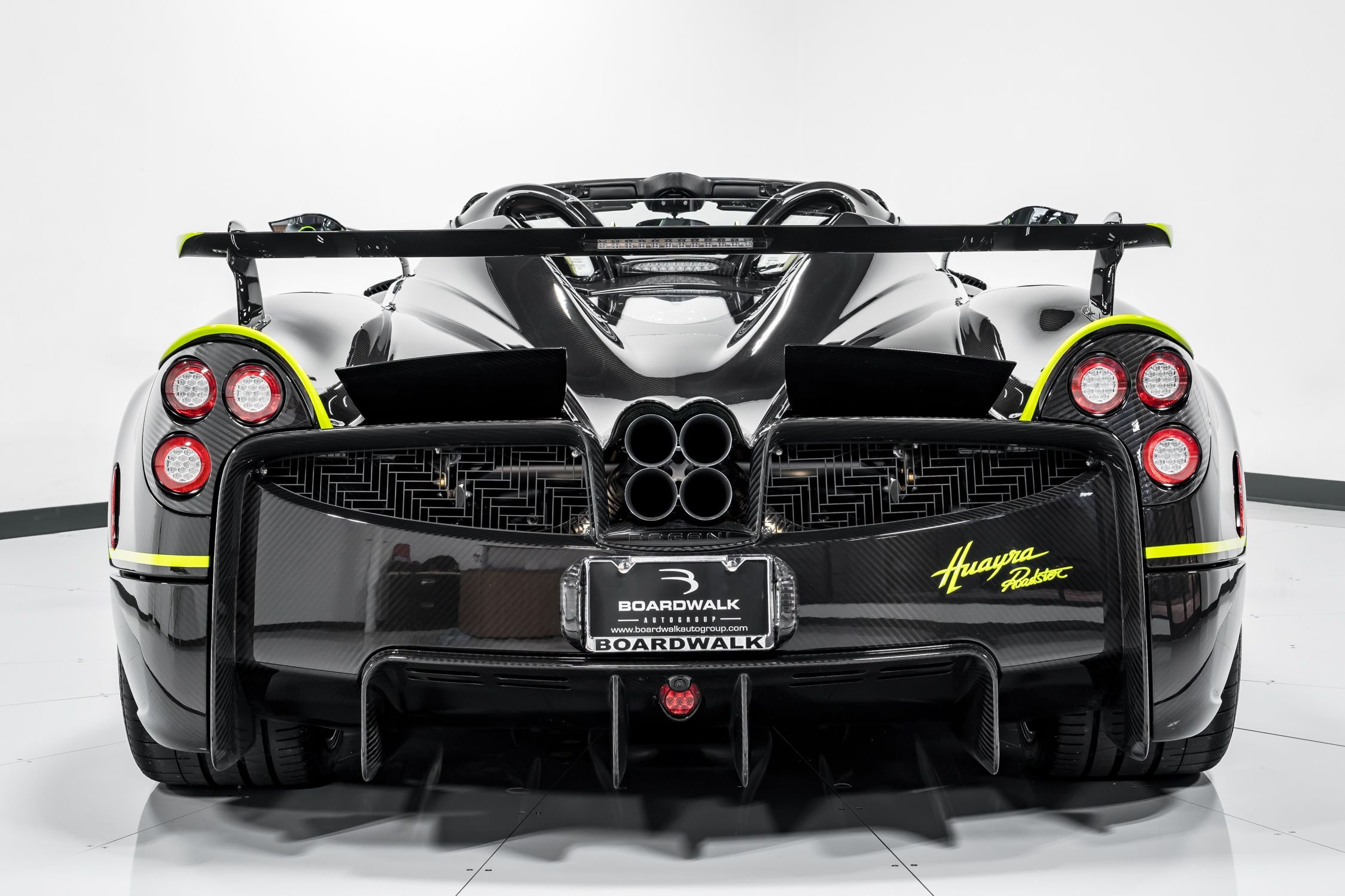 2017 Pagani Huayra Roadster, 17/26