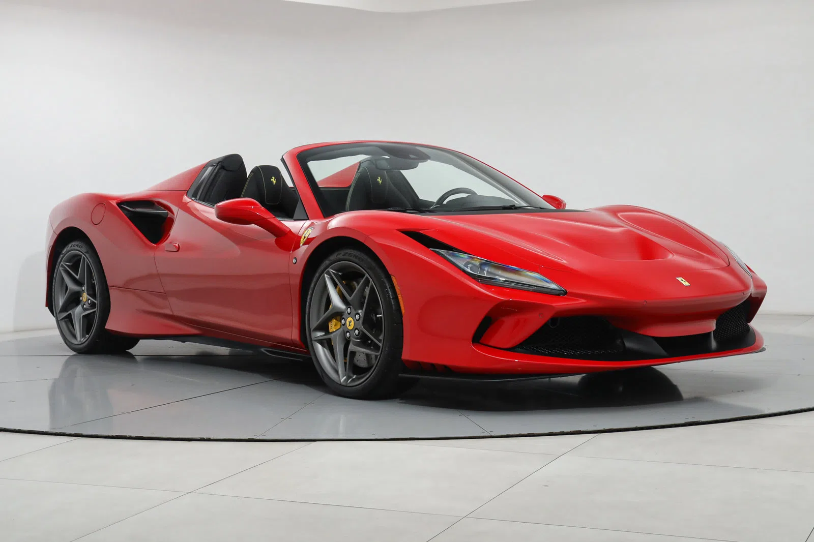 2021 FERRARI F8 SPIDER