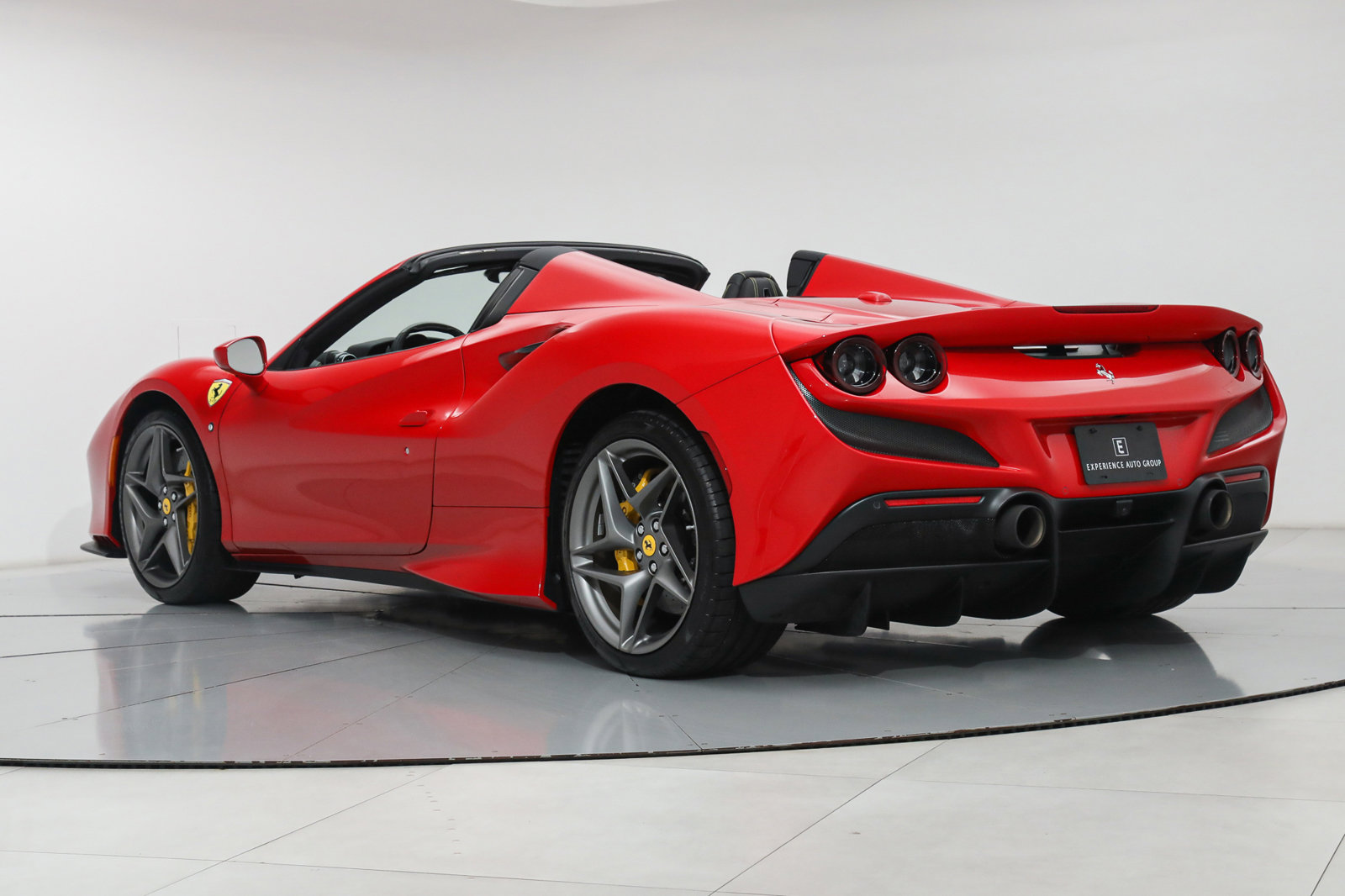 2021 FERRARI F8 SPIDER, 2/14