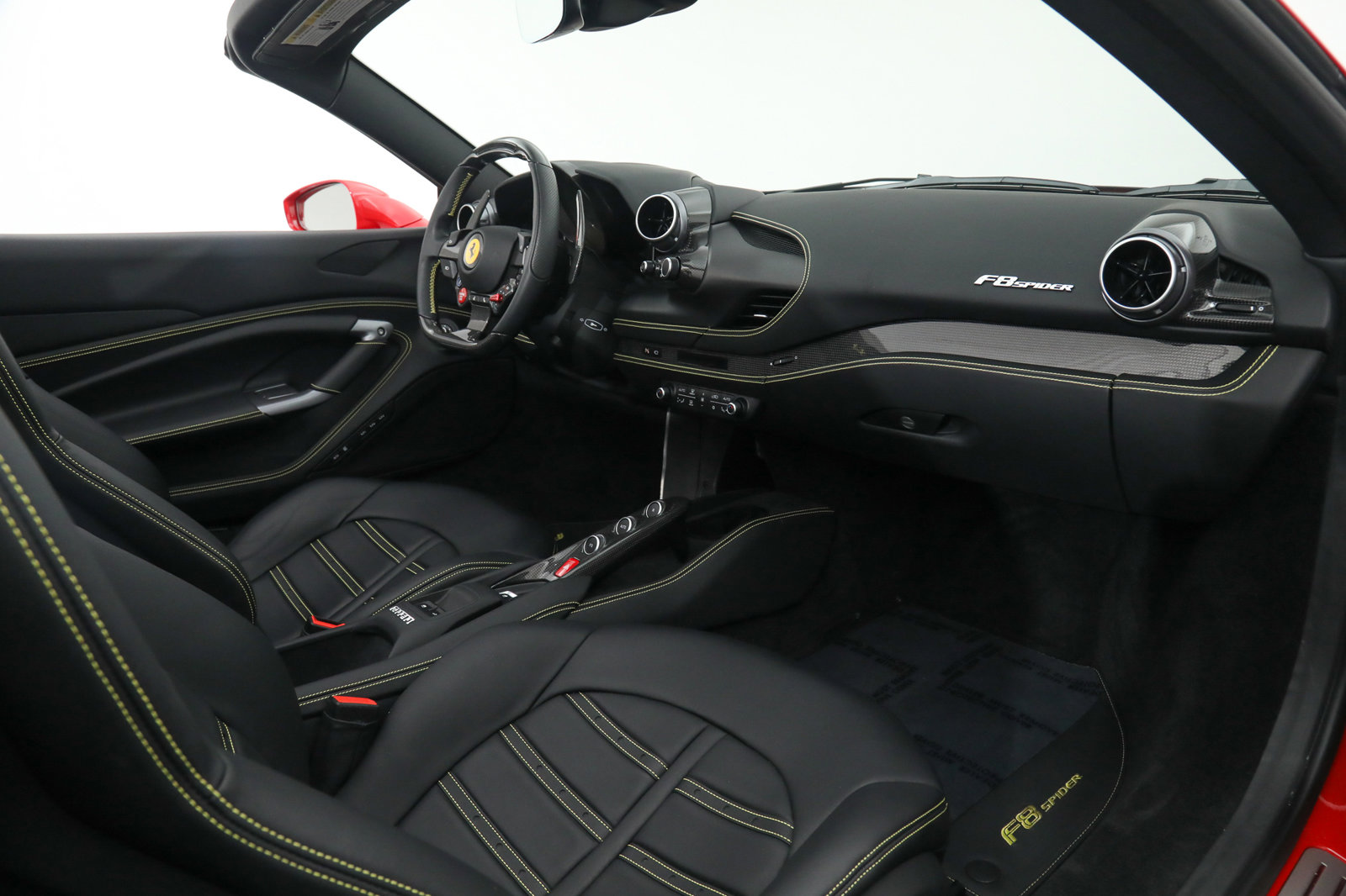 2021 FERRARI F8 SPIDER, 3/14