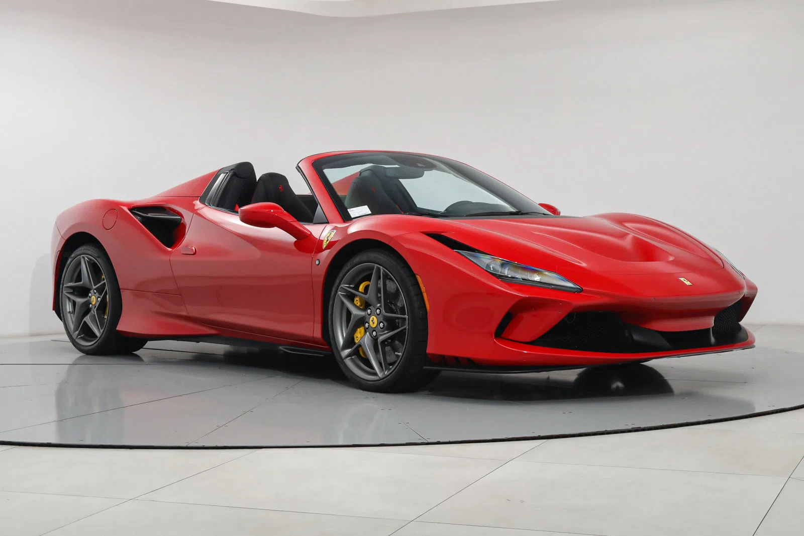 2021 FERRARI F8 SPIDER