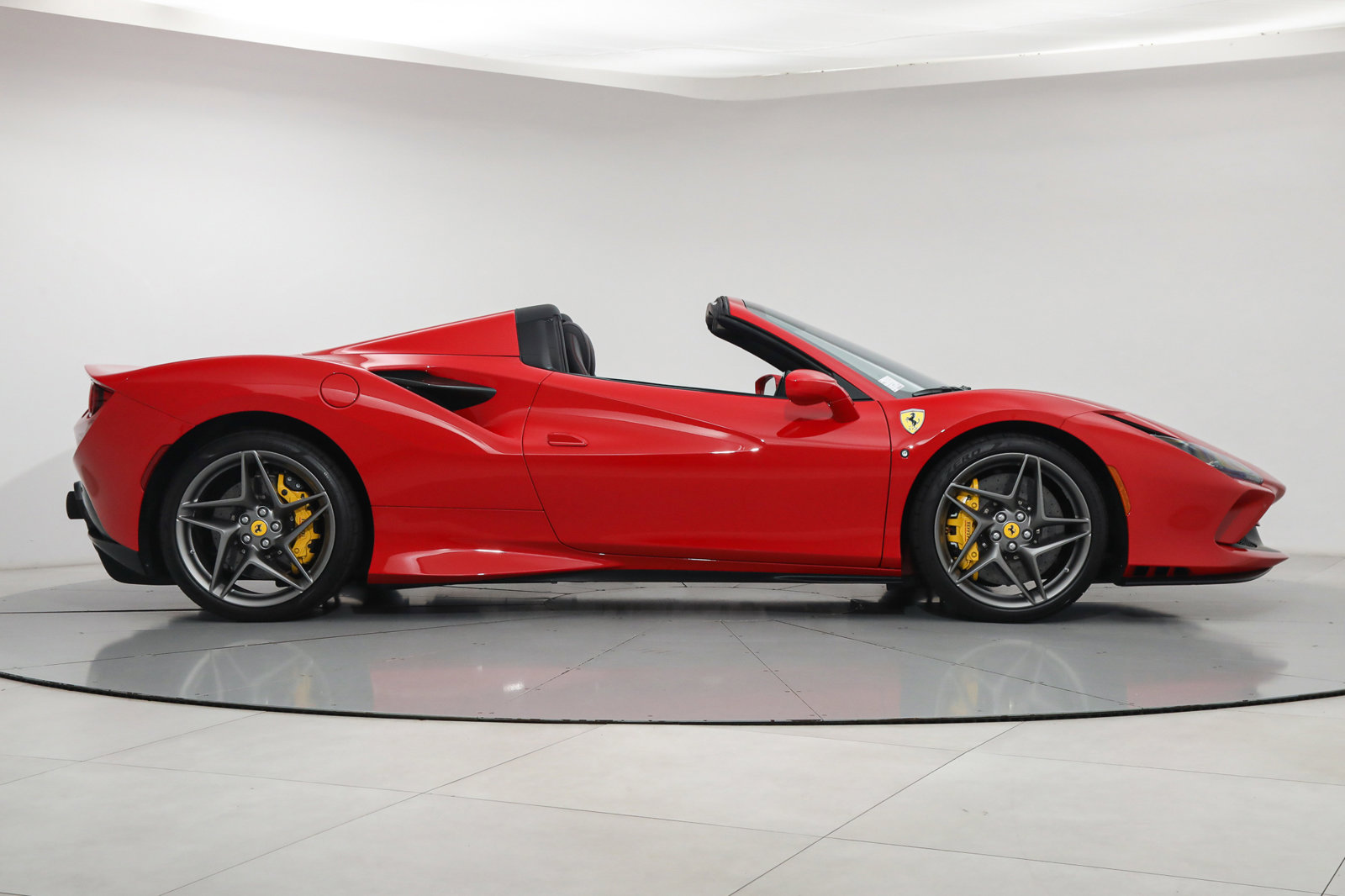 2021 FERRARI F8 SPIDER, 8/14