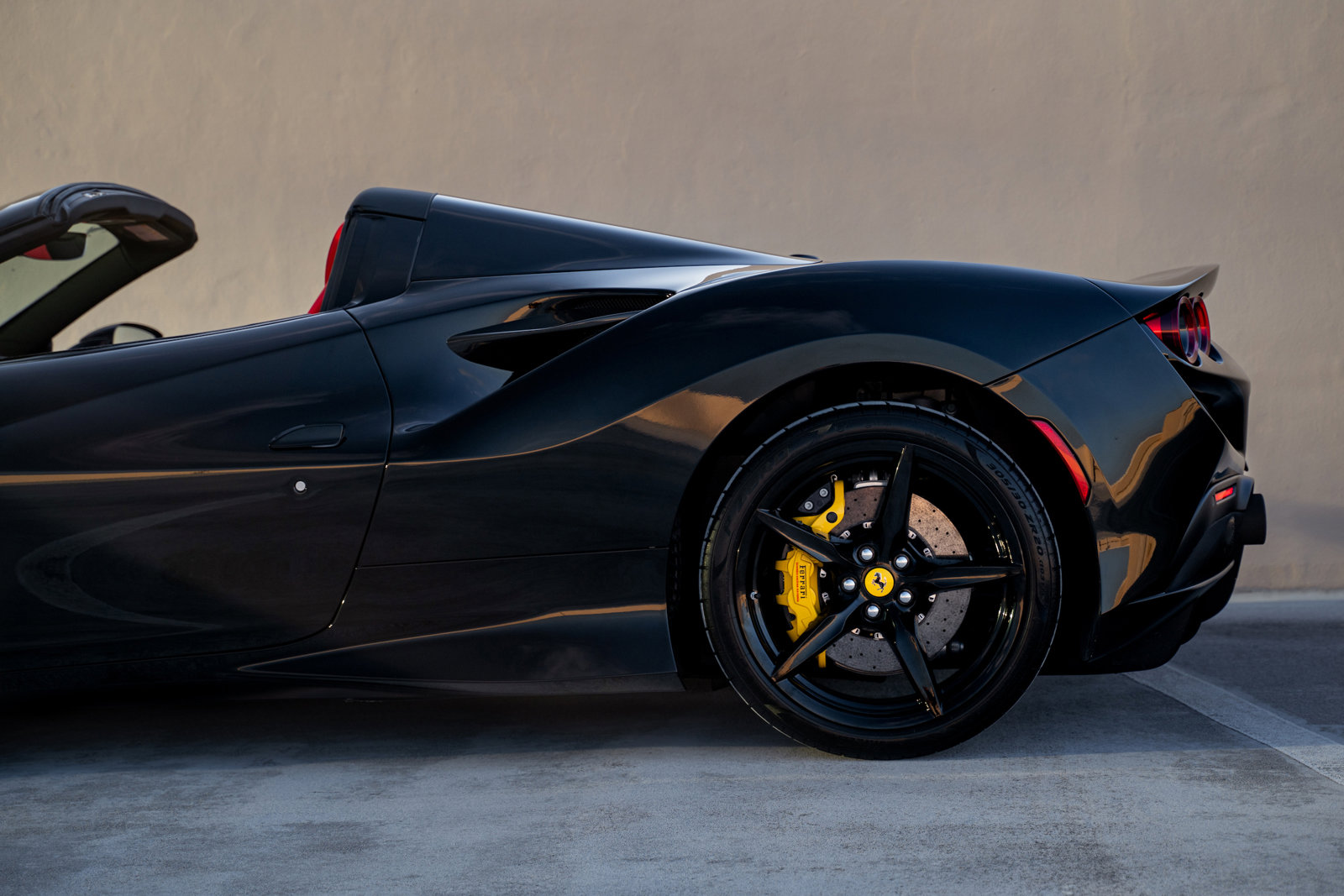2022 FERRARI F8 SPIDER, 9/15
