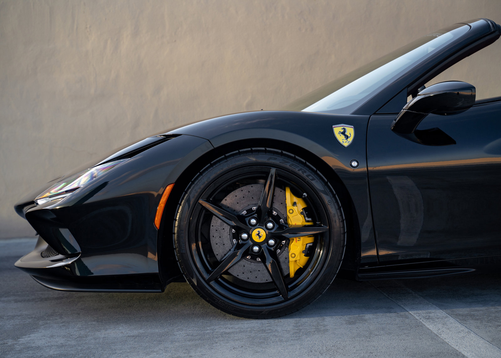 2022 FERRARI F8 SPIDER, 10/15
