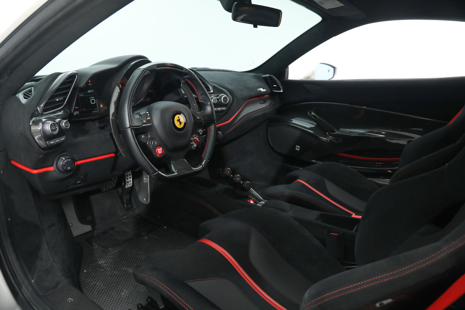 2020 FERRARI 488 PISTA, 2/14