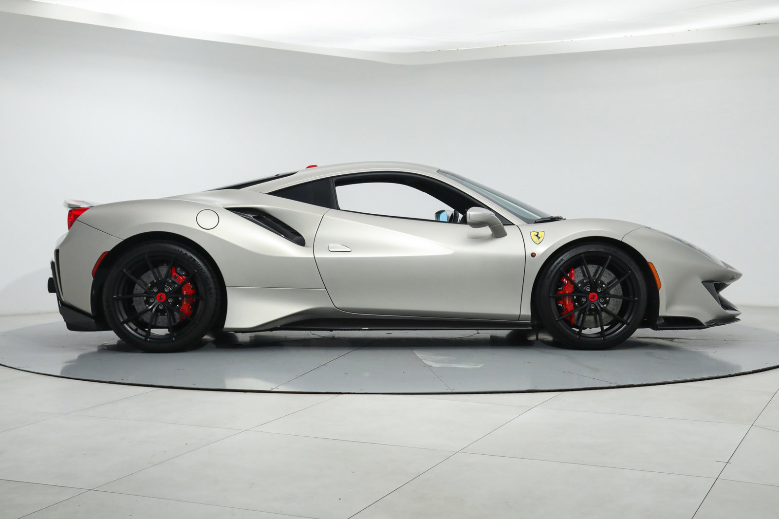 2020 FERRARI 488 PISTA, 8/14