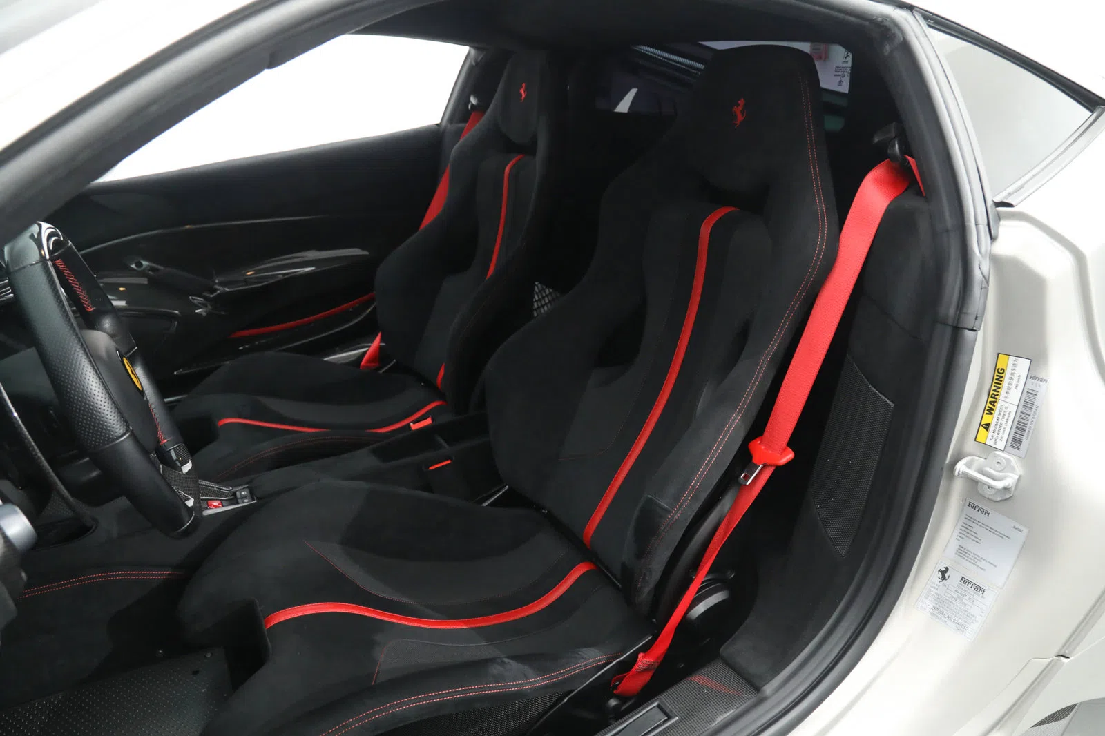 2020 Ferrari 488 Pista interior, seats