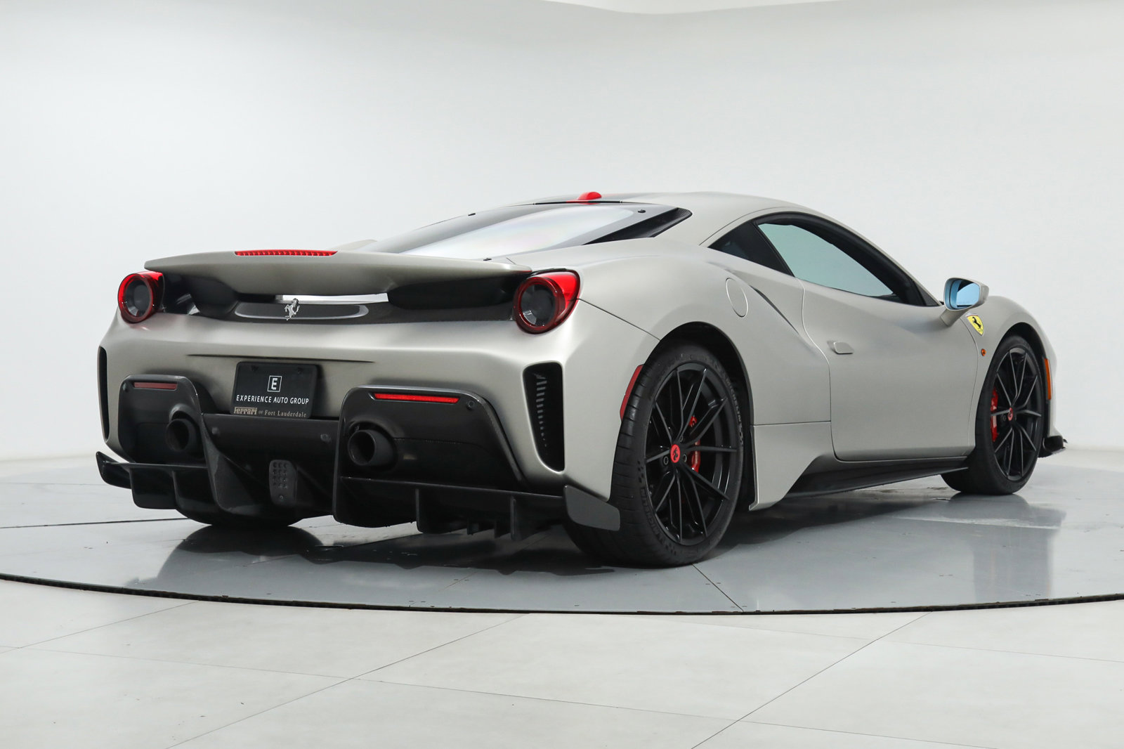 2020 FERRARI 488 PISTA, 13/14