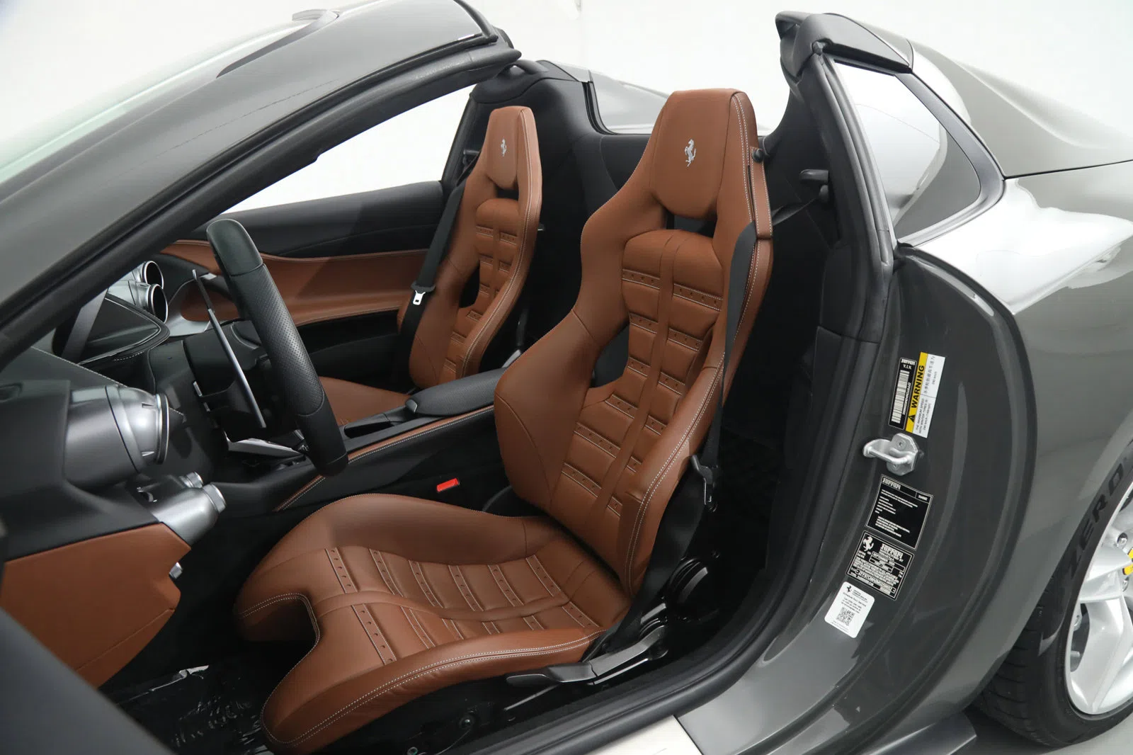 2021 FERRARI 812 GTS interior, seats