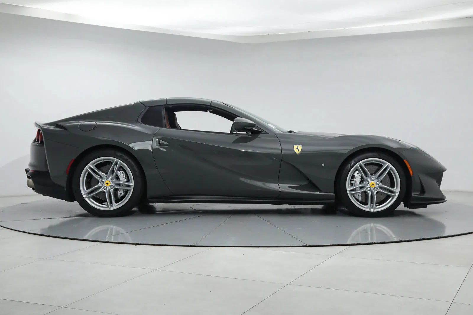 2021 FERRARI 812 GTS, side profile