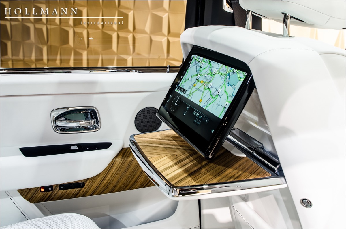 2019 Rolls-Royce Cullinan, 15/19