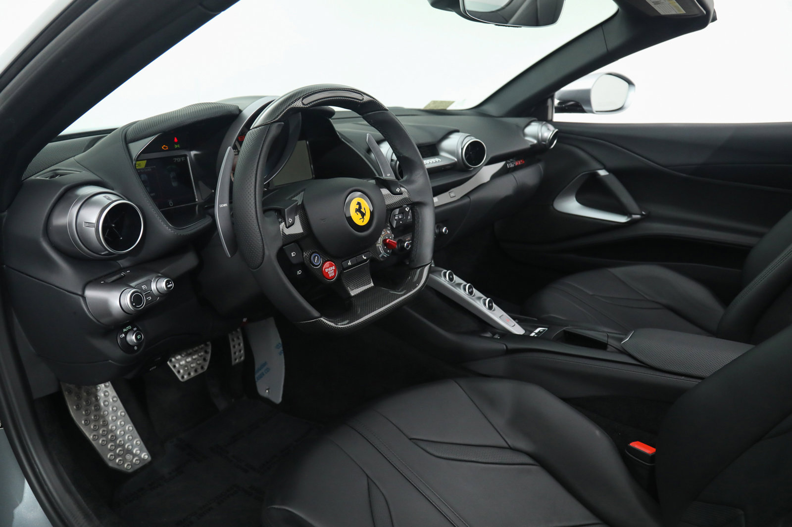 2021 FERRARI 812 GTS, 18/19