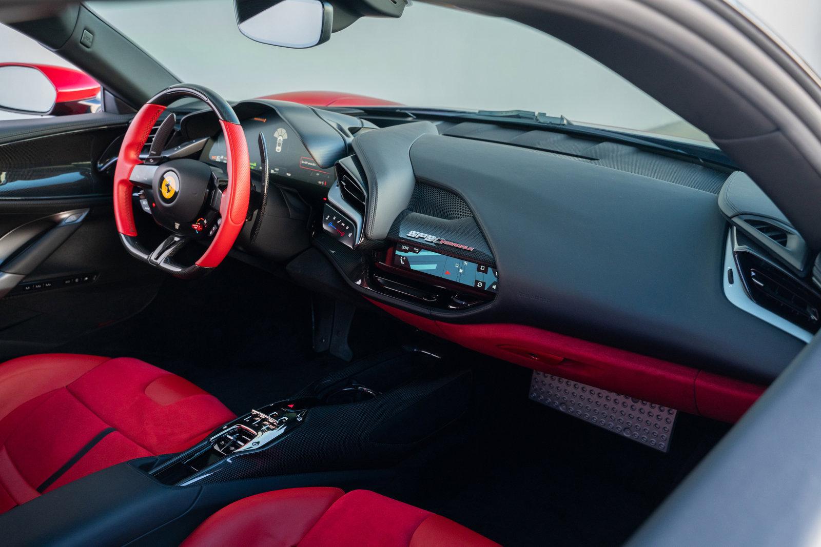 2021 FERRARI SF90 STRADALE, 3/17