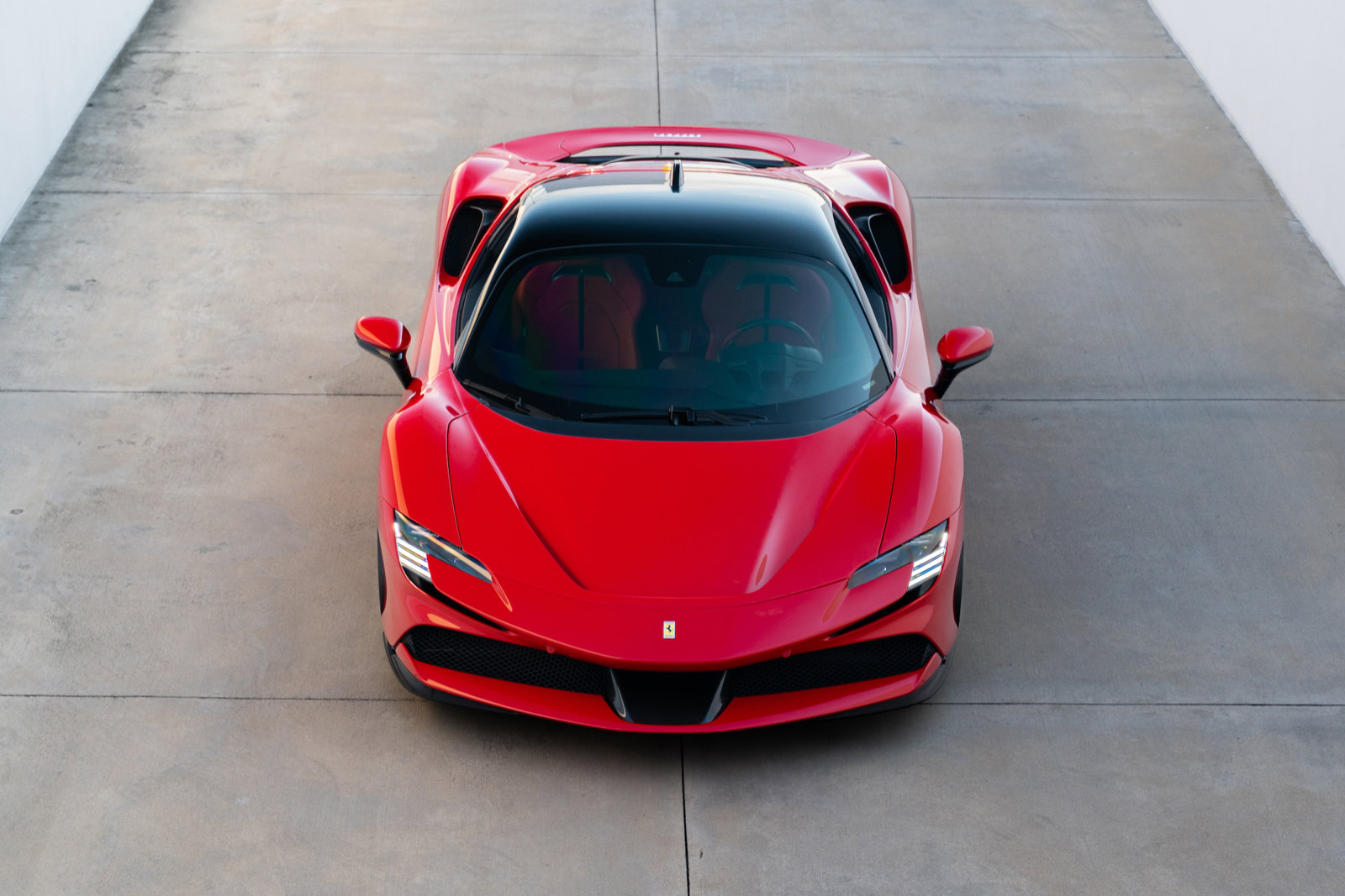 2021 FERRARI SF90 STRADALE, 7/17