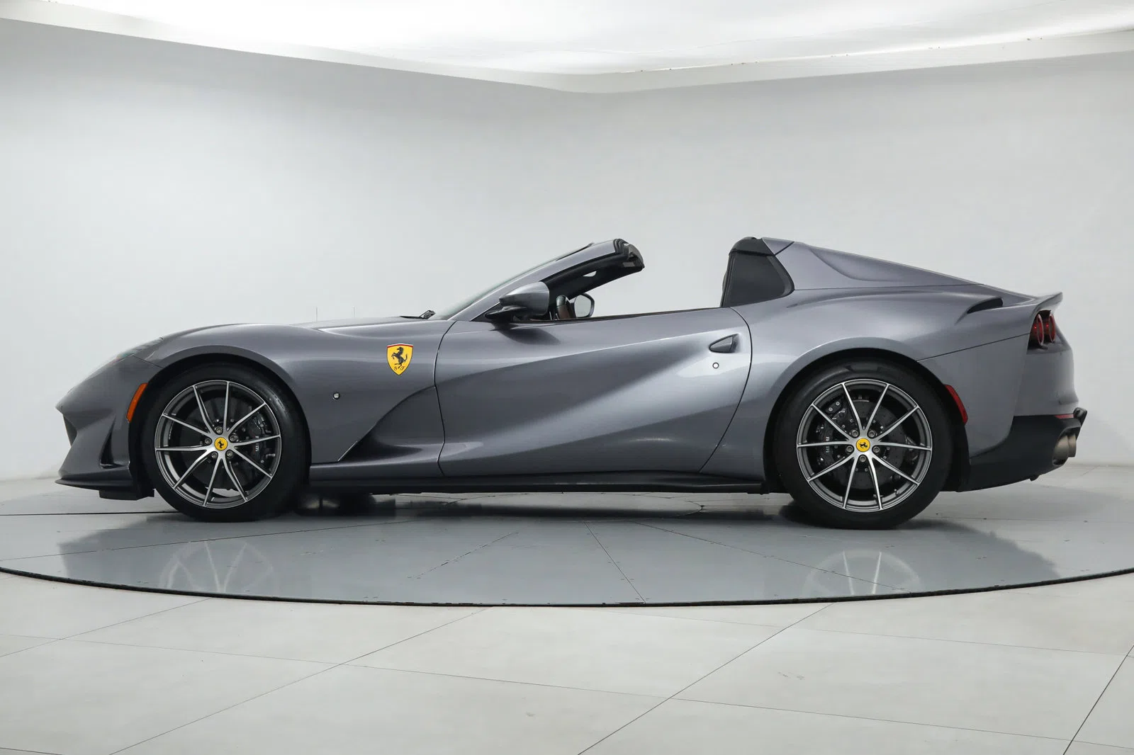 2021 FERRARI 812 GTS for sale, exterior