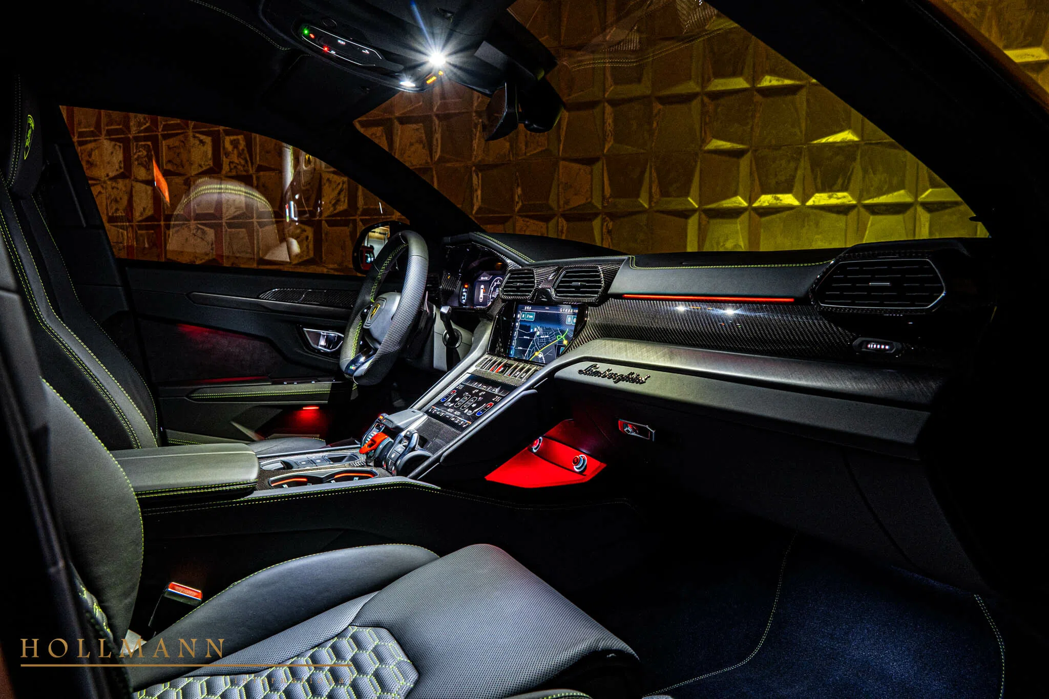 2023 Lamborghini Urus by NOVITEC interior, dashboard