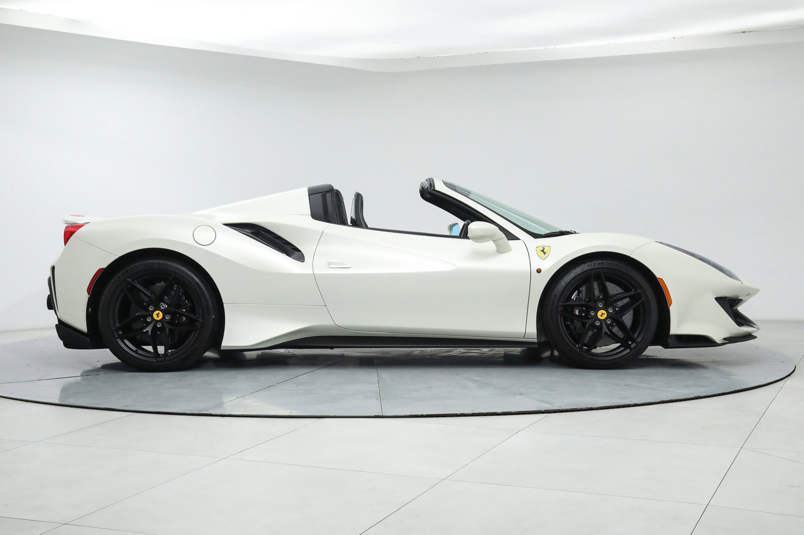 2020 FERRARI 488 PISTA SPIDER, 7/19
