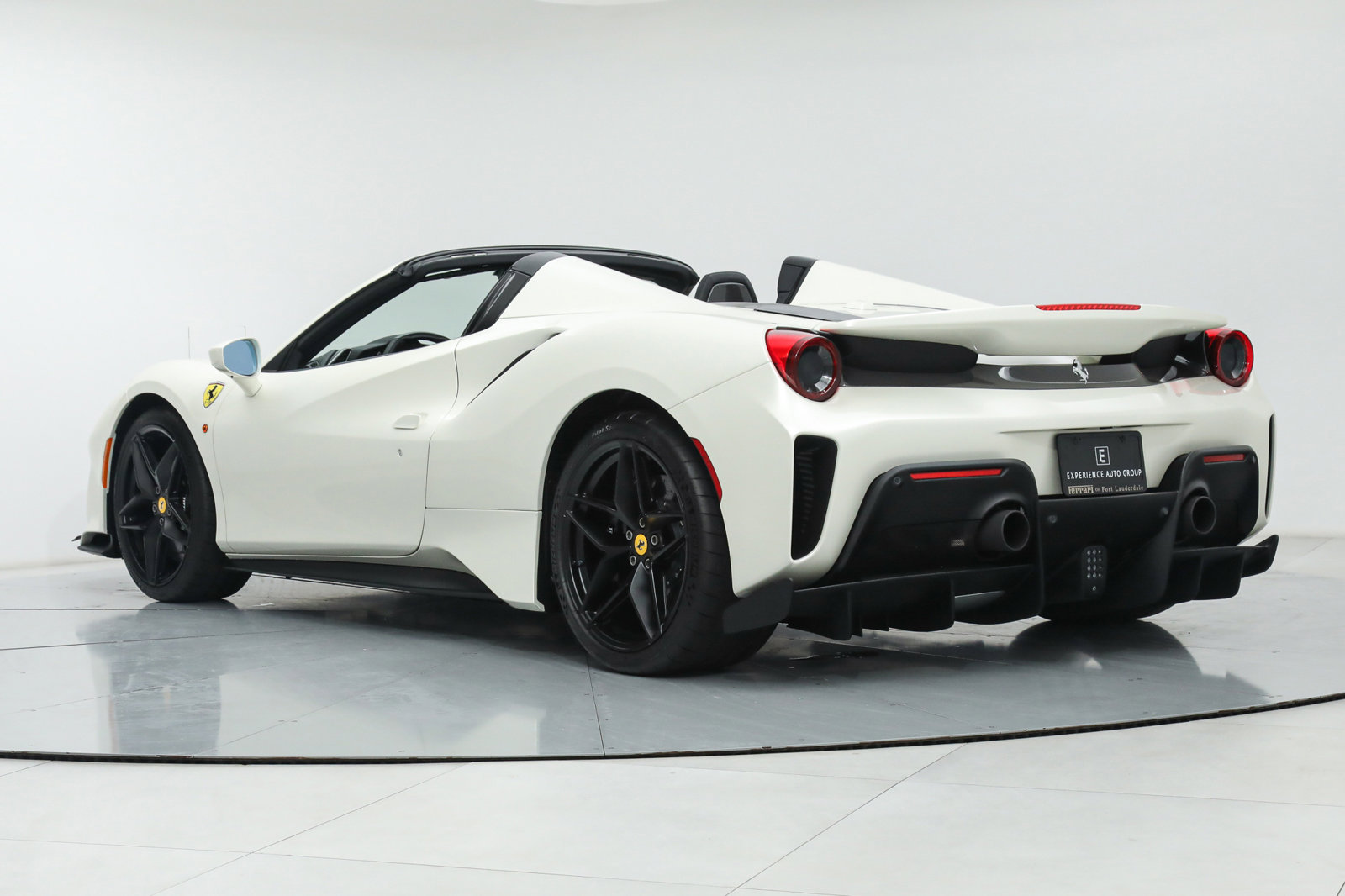 2020 FERRARI 488 PISTA SPIDER, 9/19